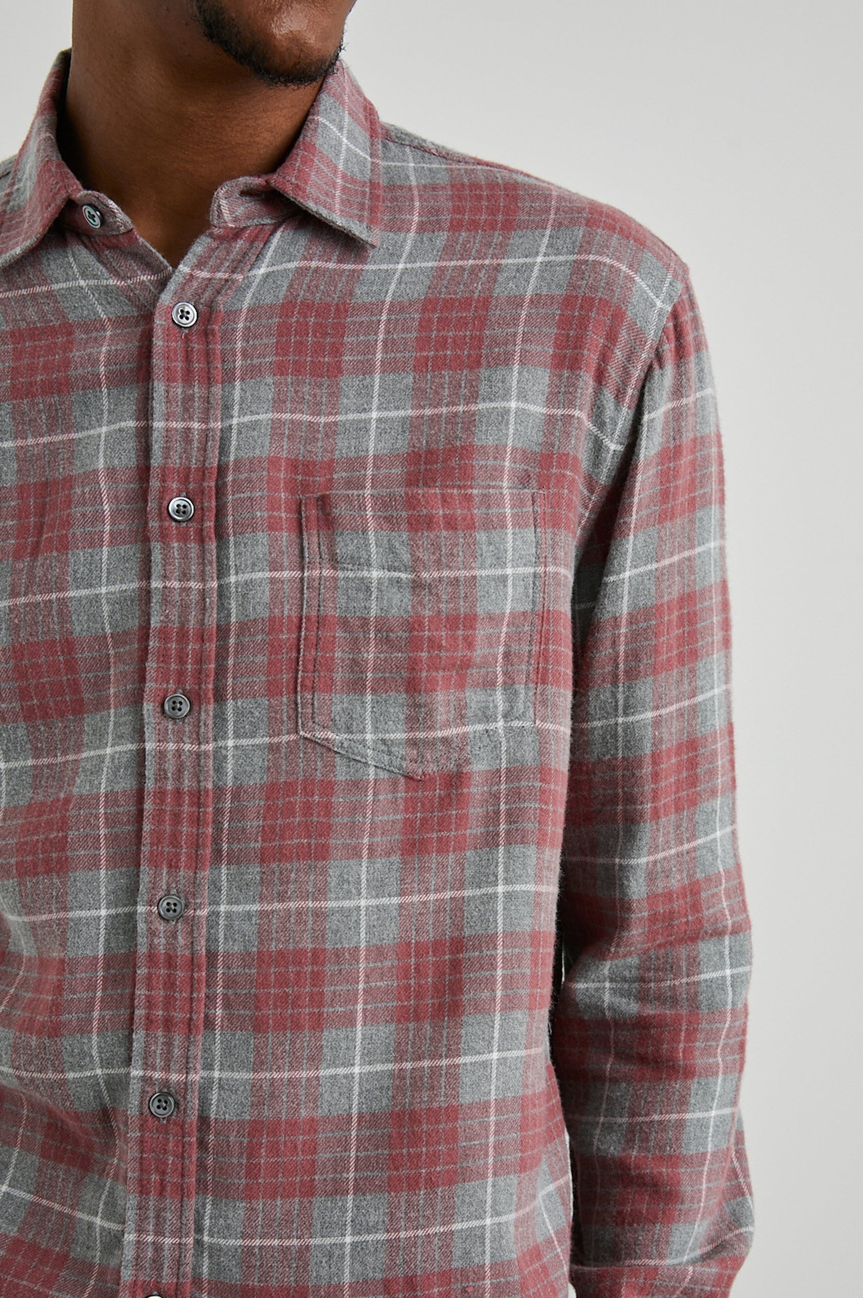 LENNOX BARN STEEL DOVE SHIRT - DETAIL