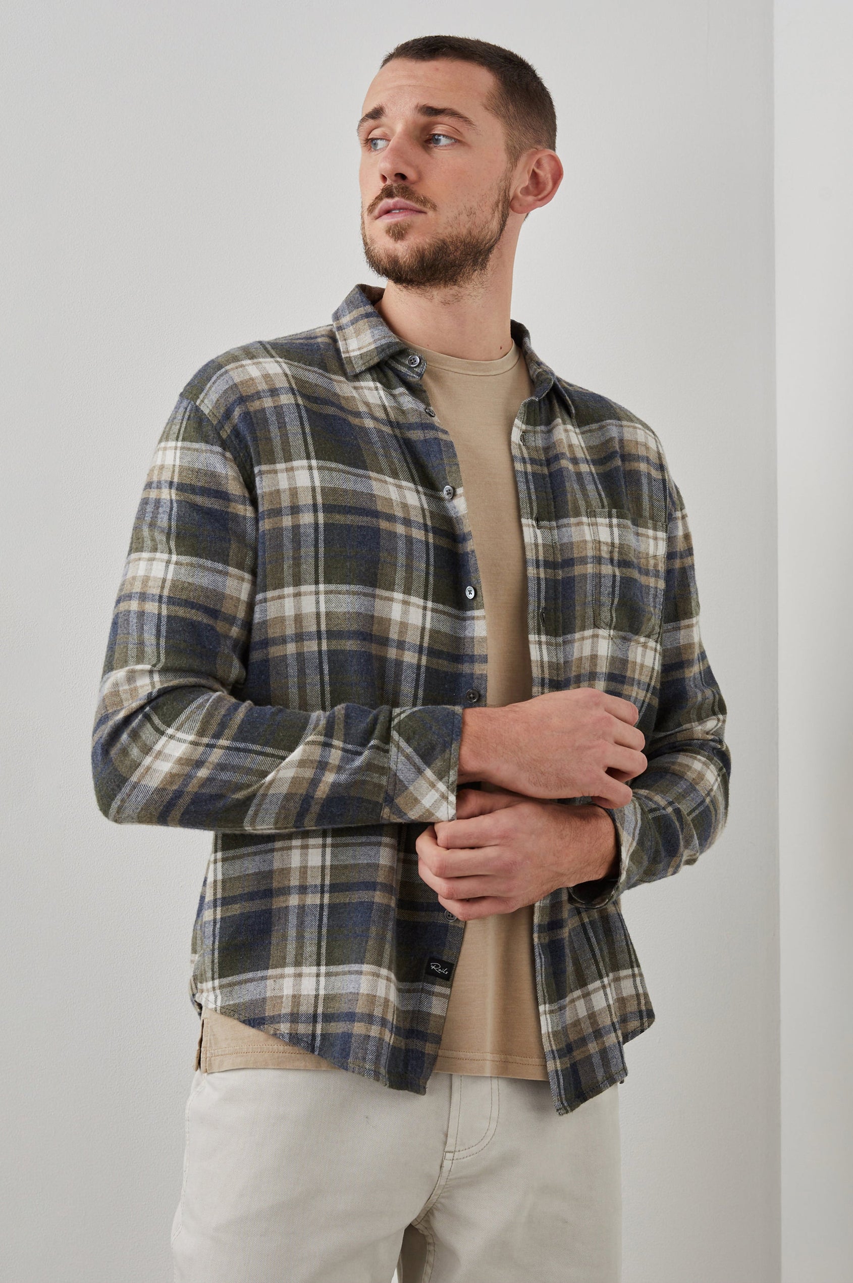 LENNOX-BLUE-MOSS-LODGE-SIDE ANGLE