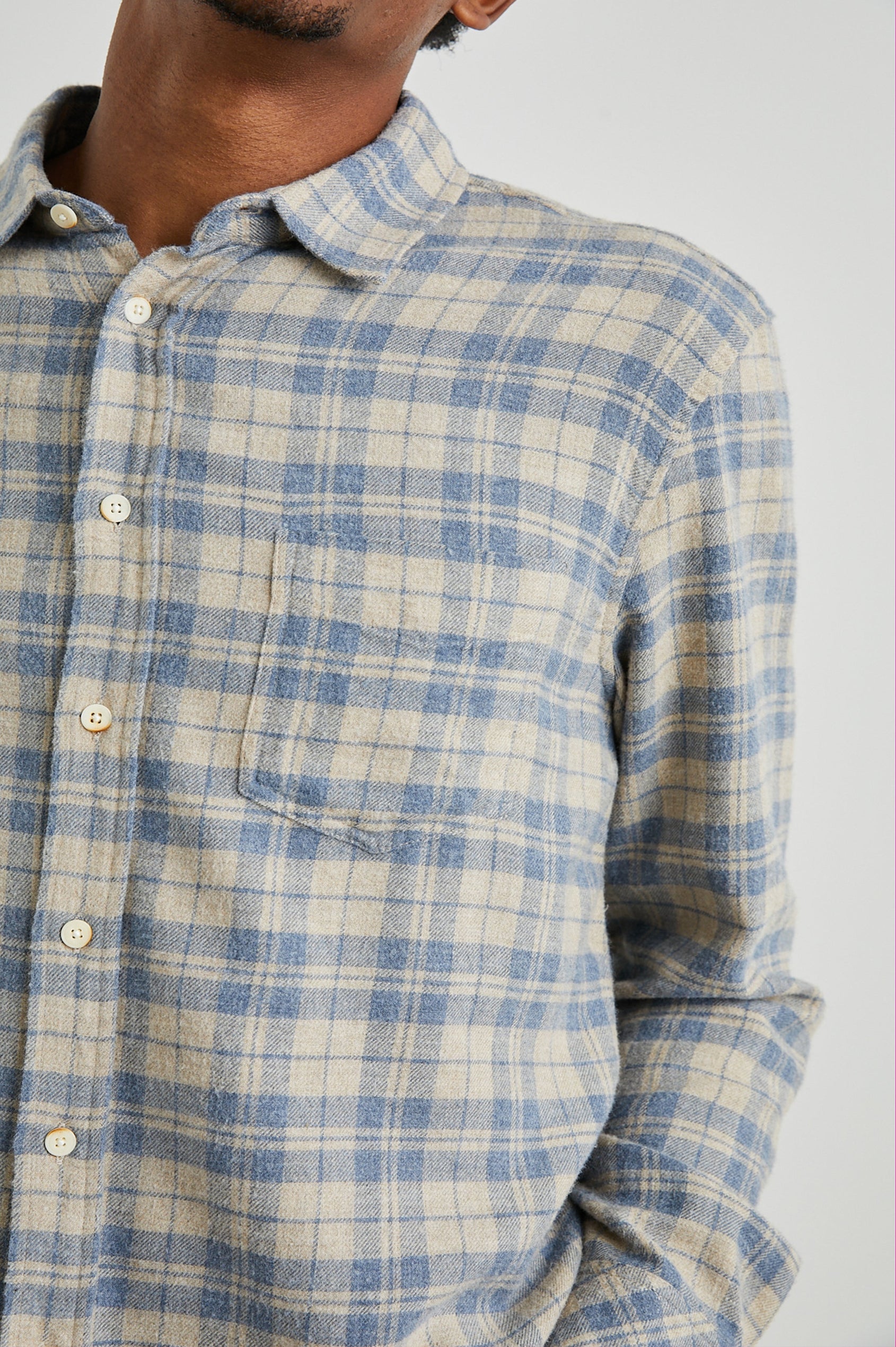LENNOX OATMEAL ATLANTIC HEATHER SHIRT - DETAIL