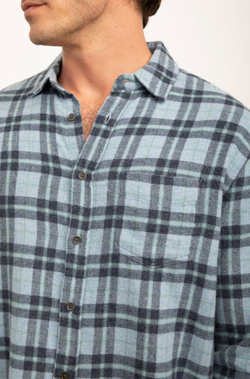 LENNOX ALGAE MELANGE - FRONT BUTTON DETAILS