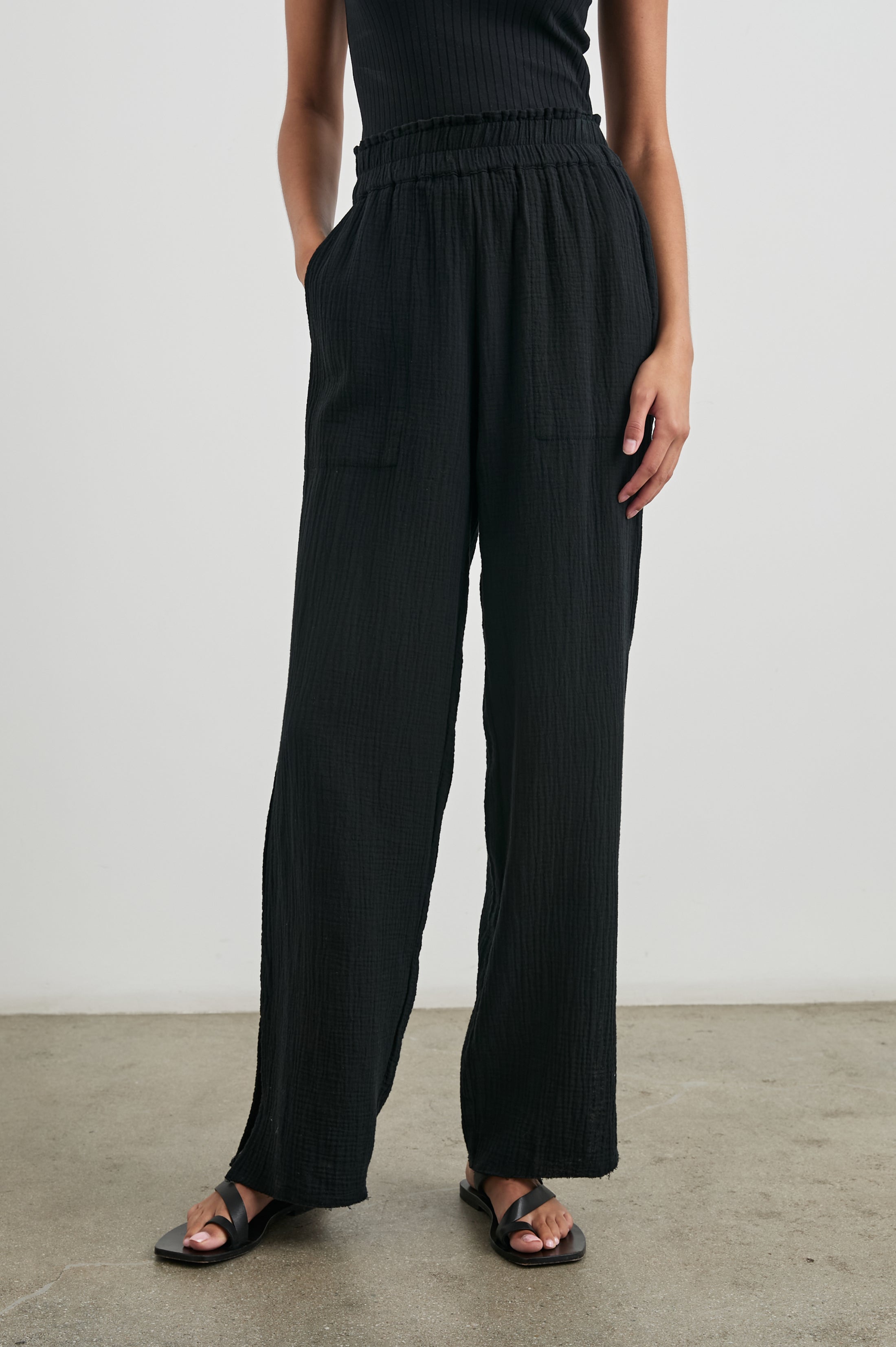 LEON PANT - BLACK – Rails UK
