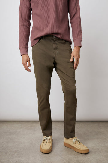 LEWIS PANT - DARK OLIVE