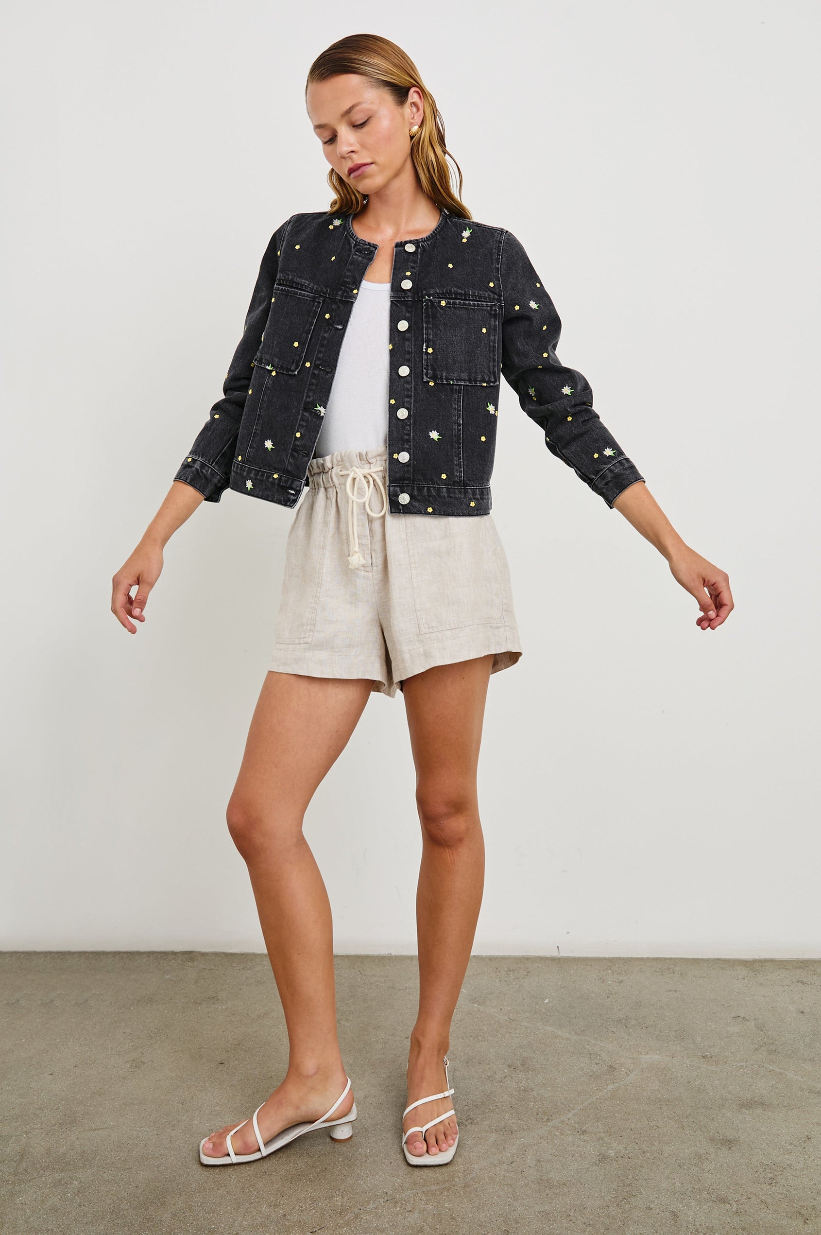 LIDO-ASH-BLACK-FLORAL-FULL FRONT BODY