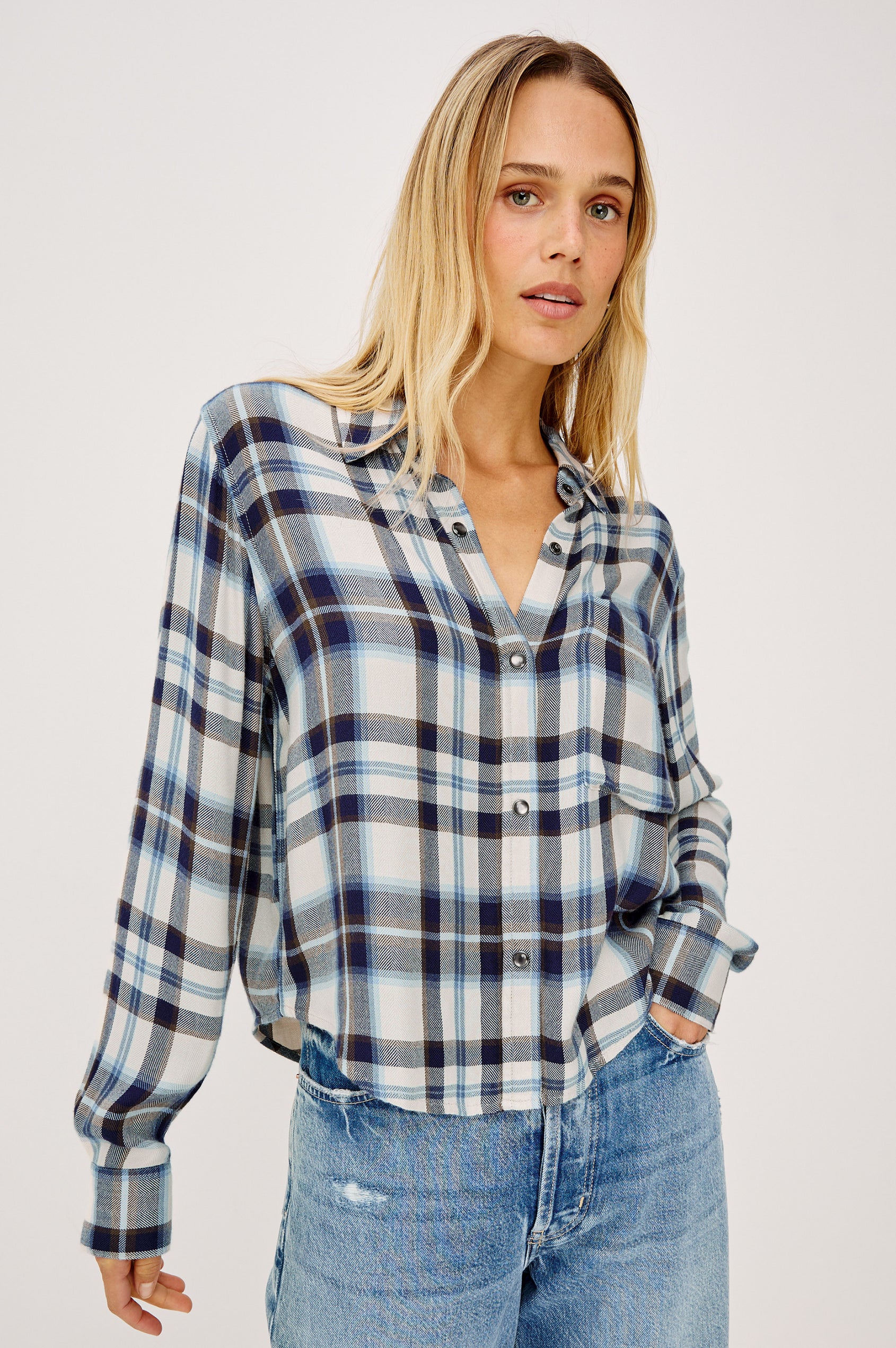 Malin Shirt in Ultra-Soft Twill With Snap Button Front, Cropped Boxy Fit, Collar, and Long Sleeves in Ecru Midnight Colorway - Upper Body Front View Featured on Model