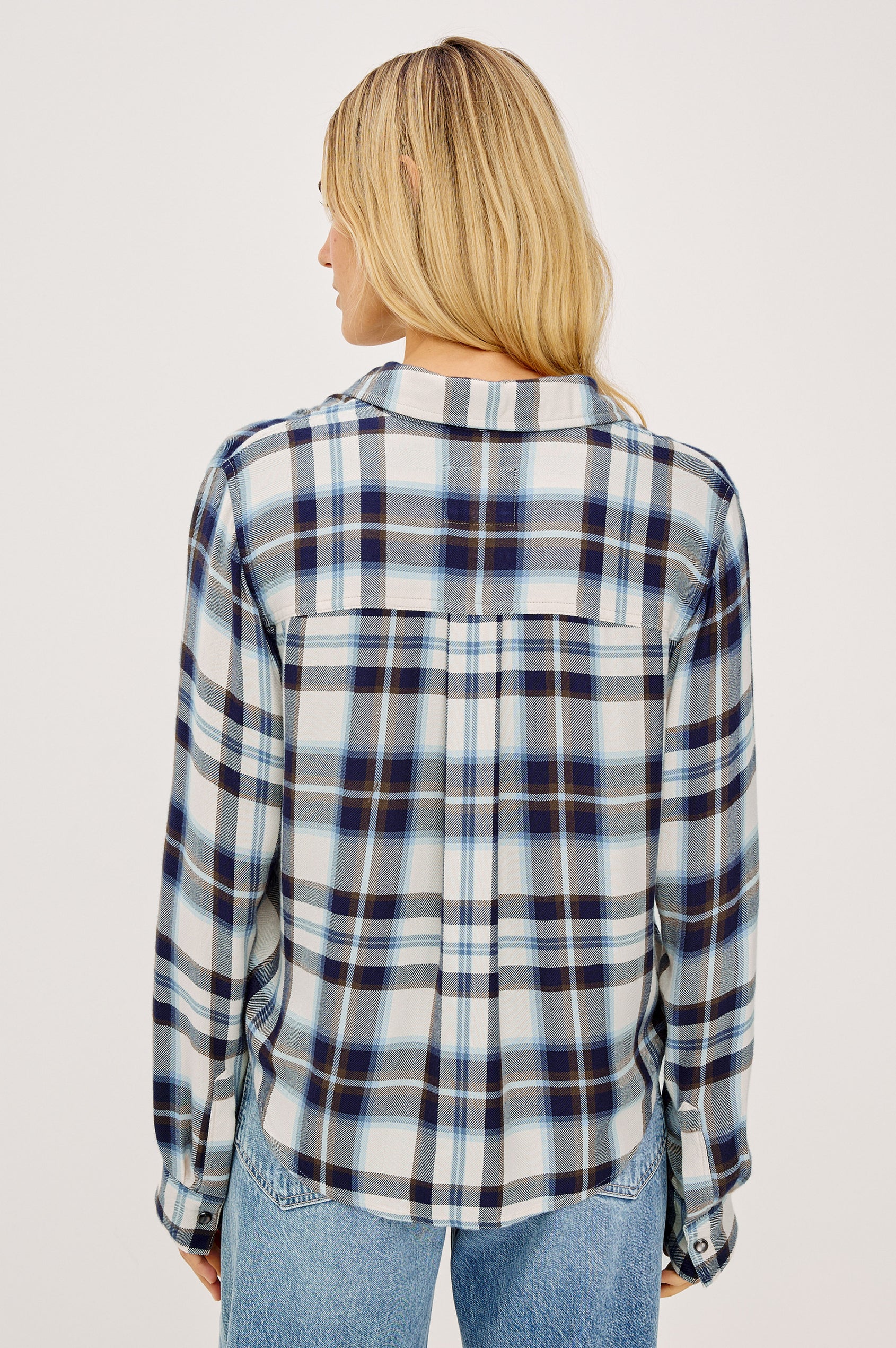 Malin Shirt in Ultra-Soft Twill With Snap Button Front, Cropped Boxy Fit, Collar, and Long Sleeves in Ecru Midnight Colorway - Upper Body Back View Featured on Model
