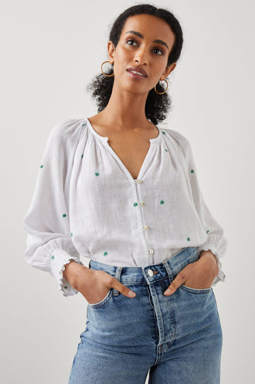 MARIAH TOP GREEN DAISY EMBROIDERY - FRONT TUCKED IN
