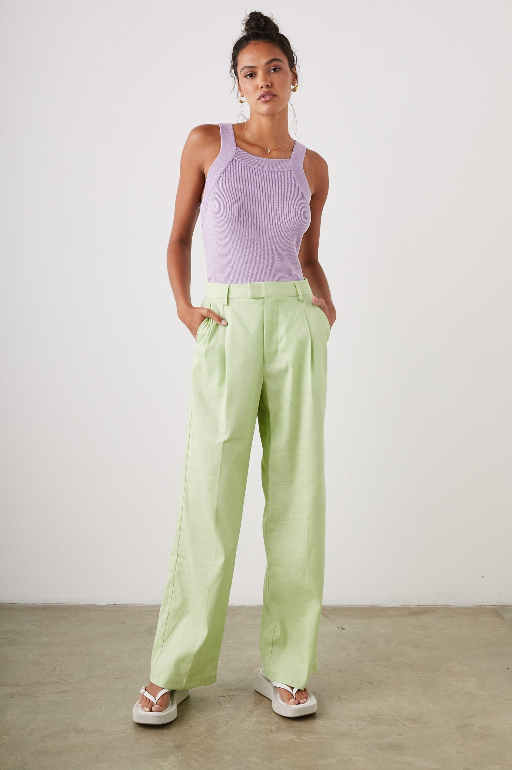 MARNIE PANT APPLE - FRONT FULL BODY