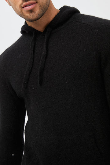 MATADOR SWEATER ONYX - CLOSE UP