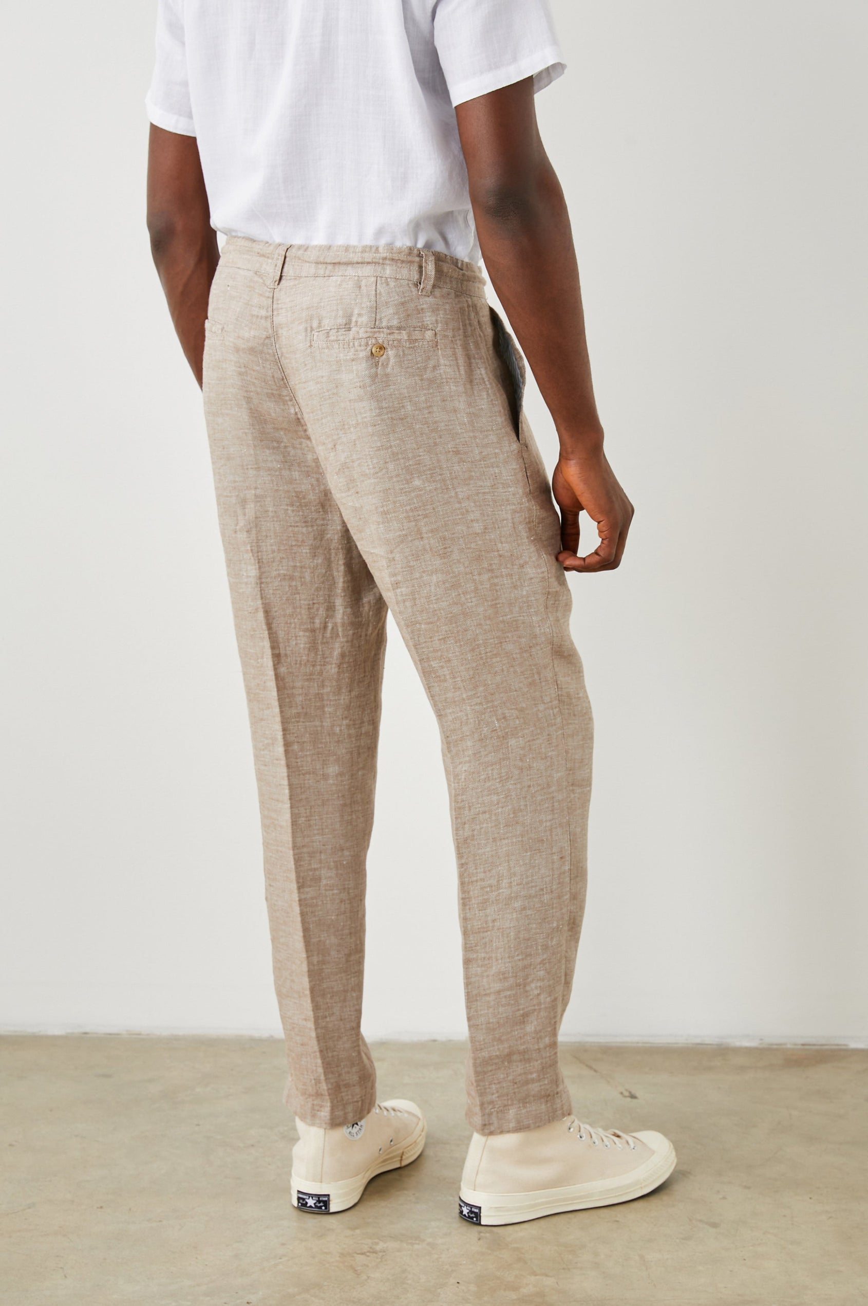 MERCER BULGUR PANT - BACK FULL BODY HAND IN POCKET