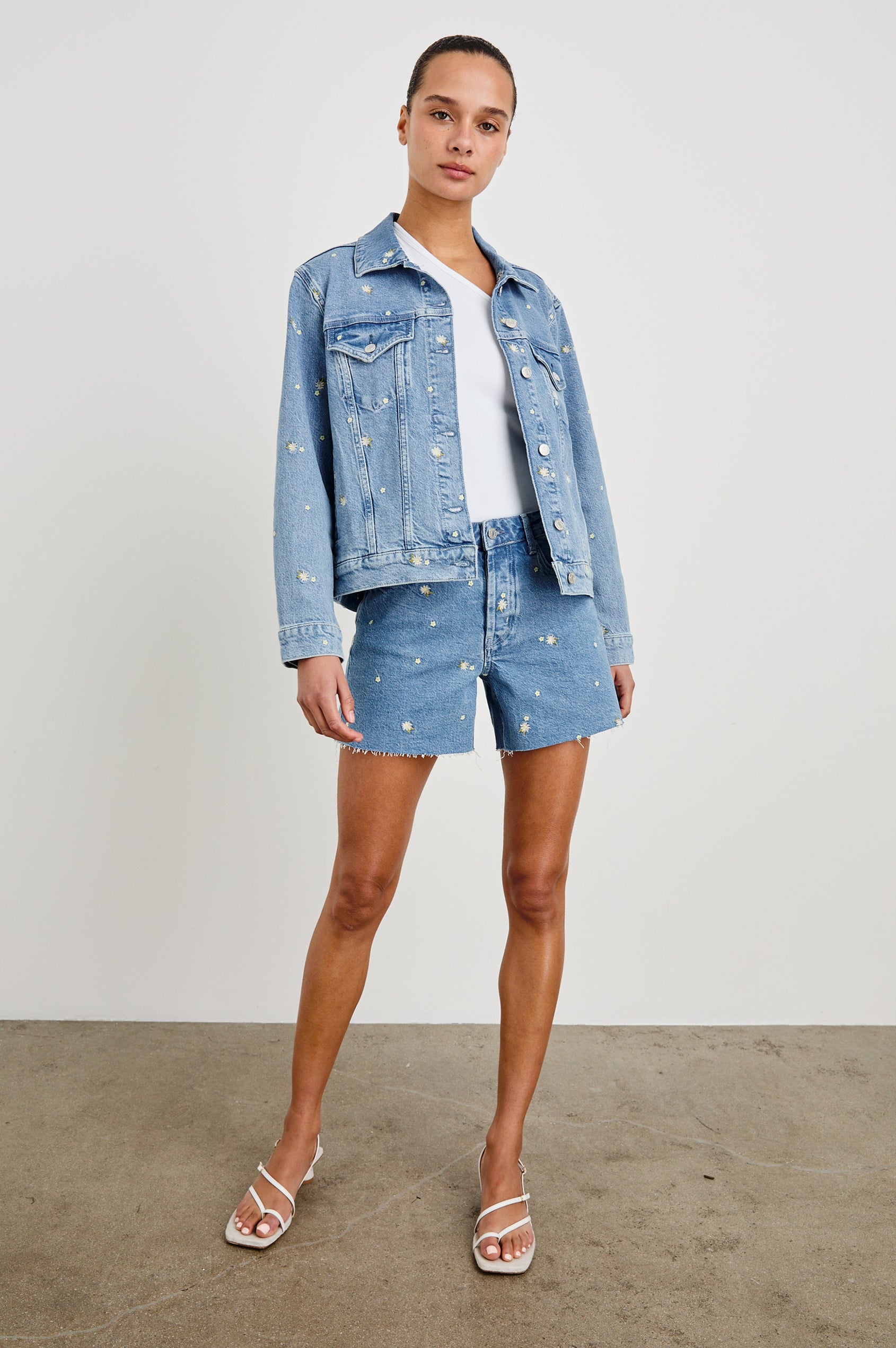 Mesa Indigo Mid Length Short with Pockets and Daisy Embroidery - On Model, full body with matching jacket