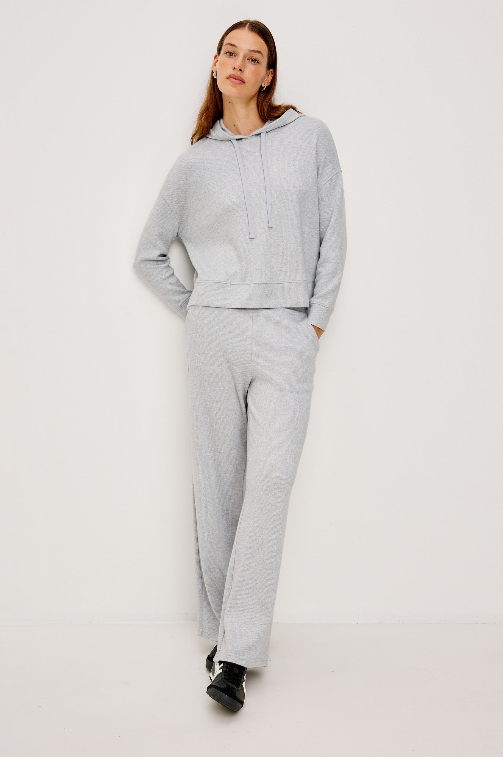 NICO SWEATSHIRT - HEATHER GREY BRUSHED