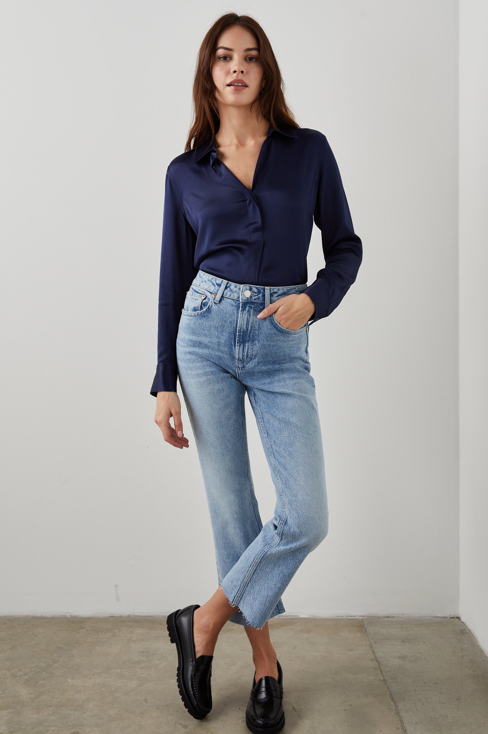 NISSA TOP NAVY - FULL FRONT BODY