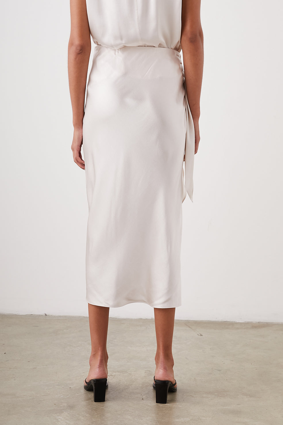 PAIGE SKIRT IVORY -  BACK