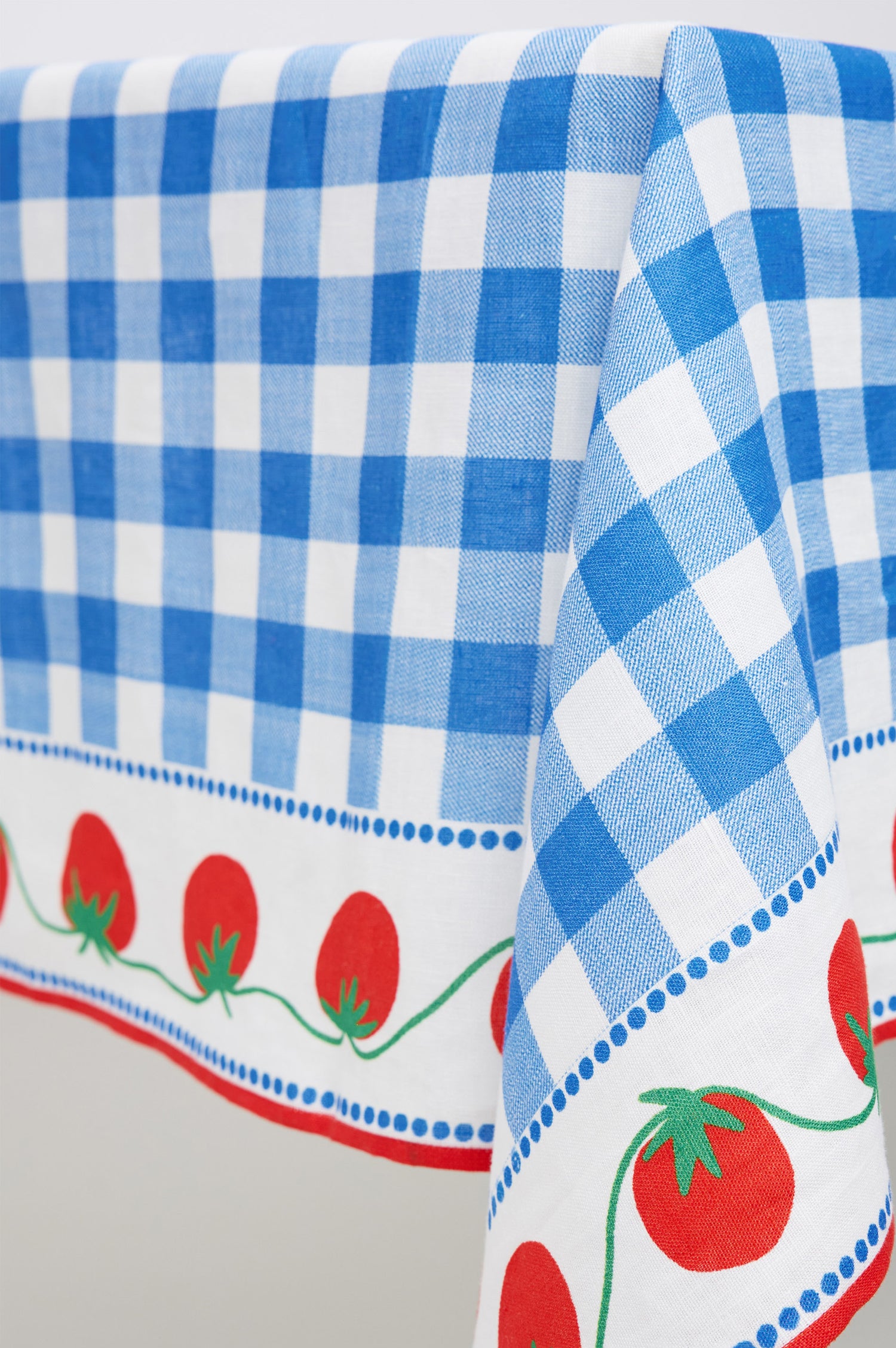 Pranzo Tablecloth in Heavy Linen With Large Rectangular Shape - Flat Lay Product View Featured