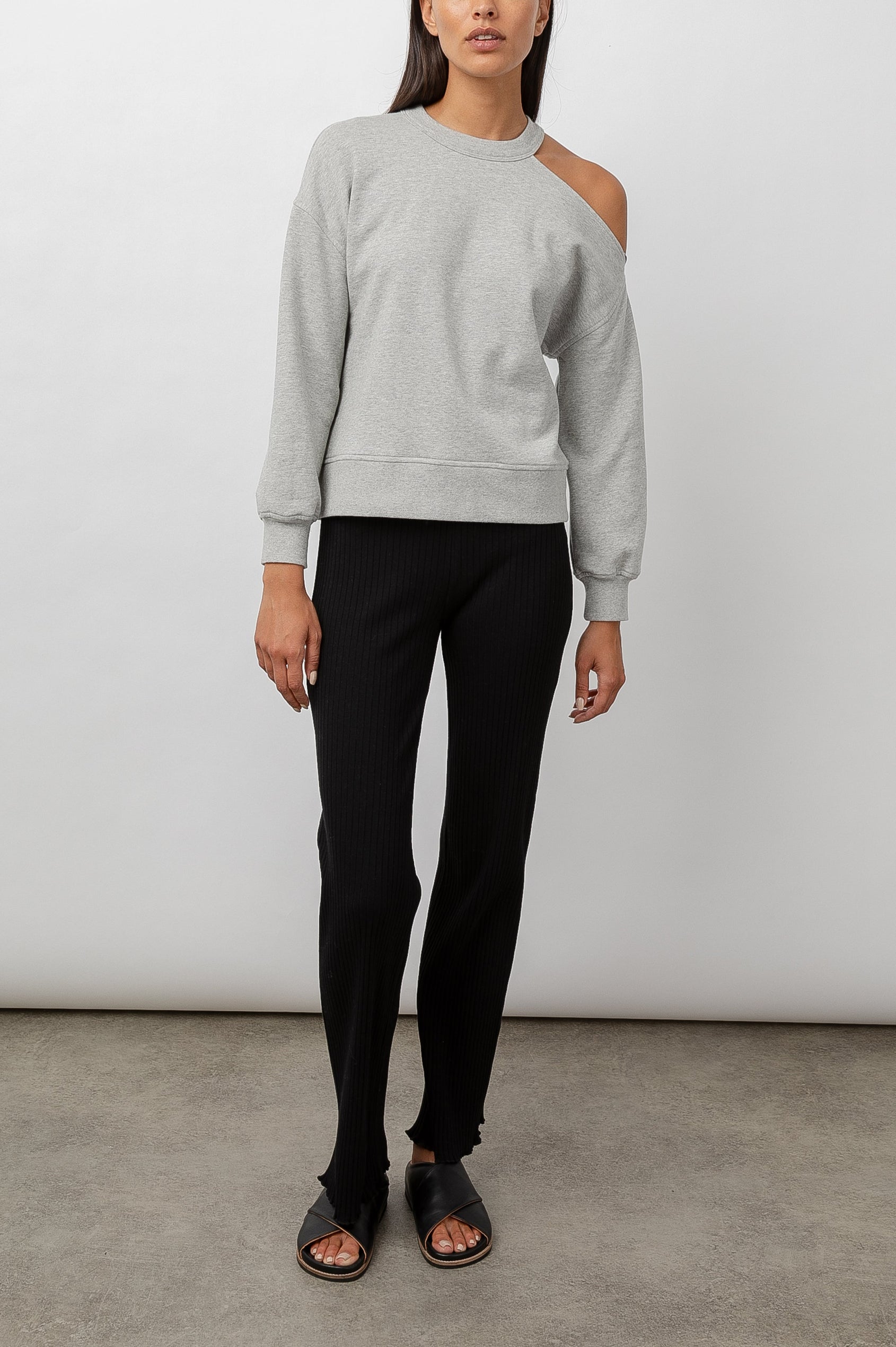 QUINCY-HEATHER-GREY-FULL FRONT BODY