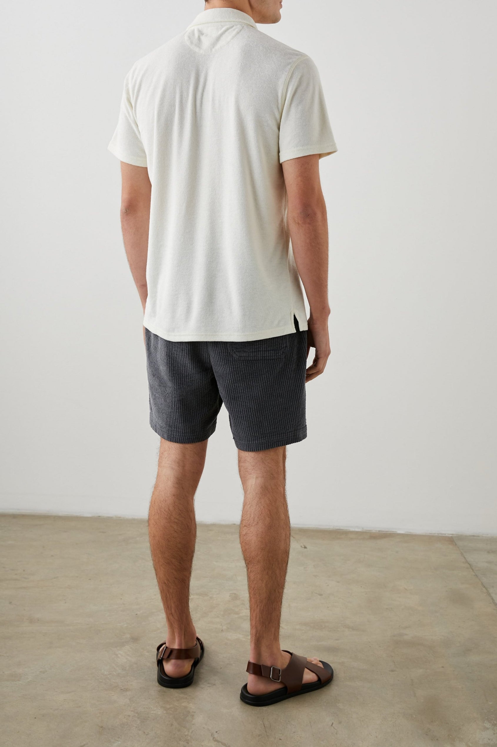 RHEN POLO SHIRT - TERRY PEARL - BACK BODY