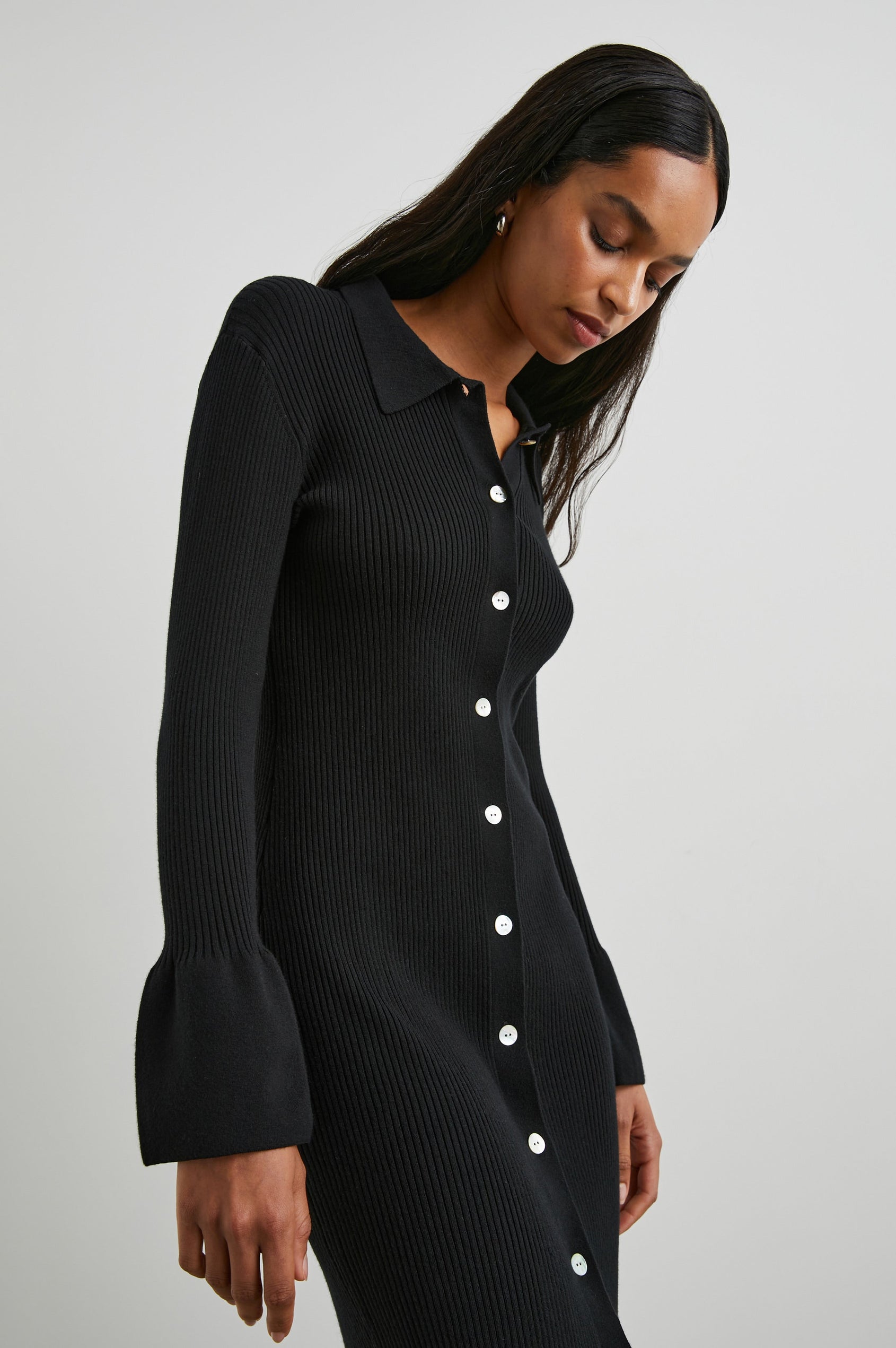 ROSALIE-BLACK-SIDE ANGLE