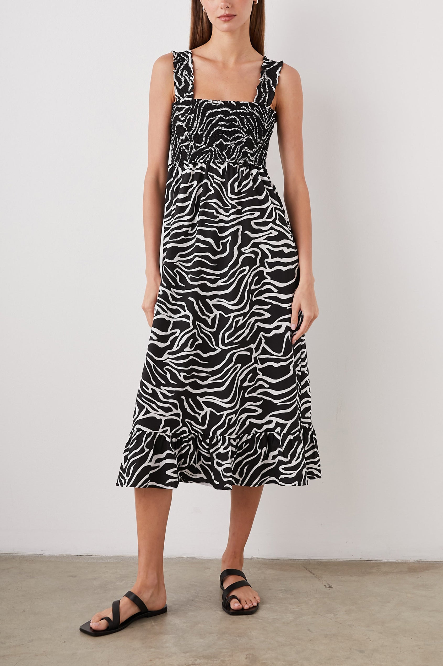 RUMI-CONTOUR-LINES-FRONT