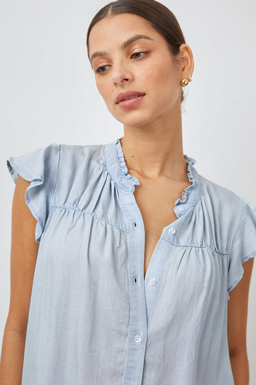 RUTHIE LIGHT VINTAGE BUTTON DOWN RUFFLE SLEEVE-DETAIL