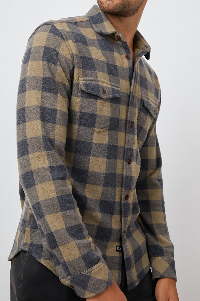 SAMPSON SHIRT WHEAT CONCRETE - FRONT SIDE ANGLE