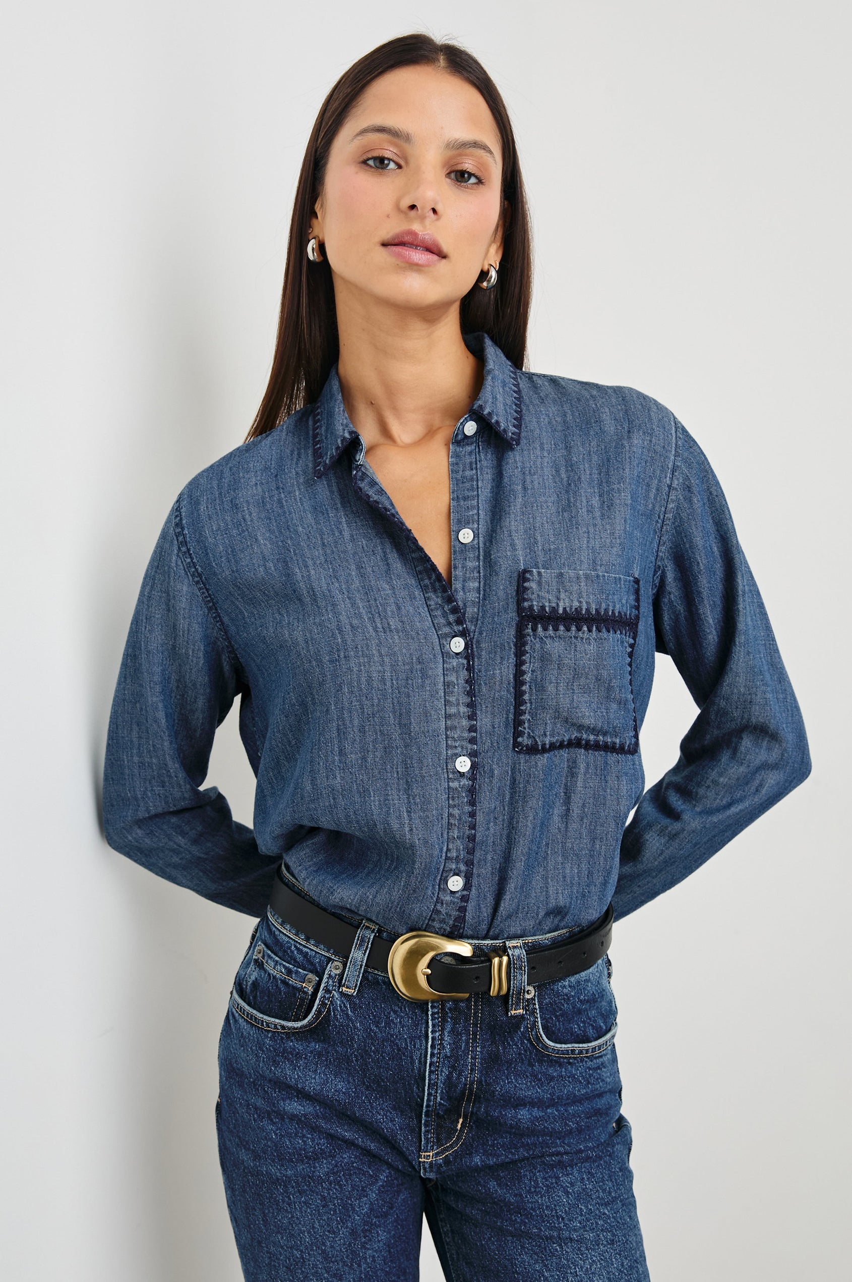 SAYA-DARK-VINTAGE-WASH-FRONT ANGLE