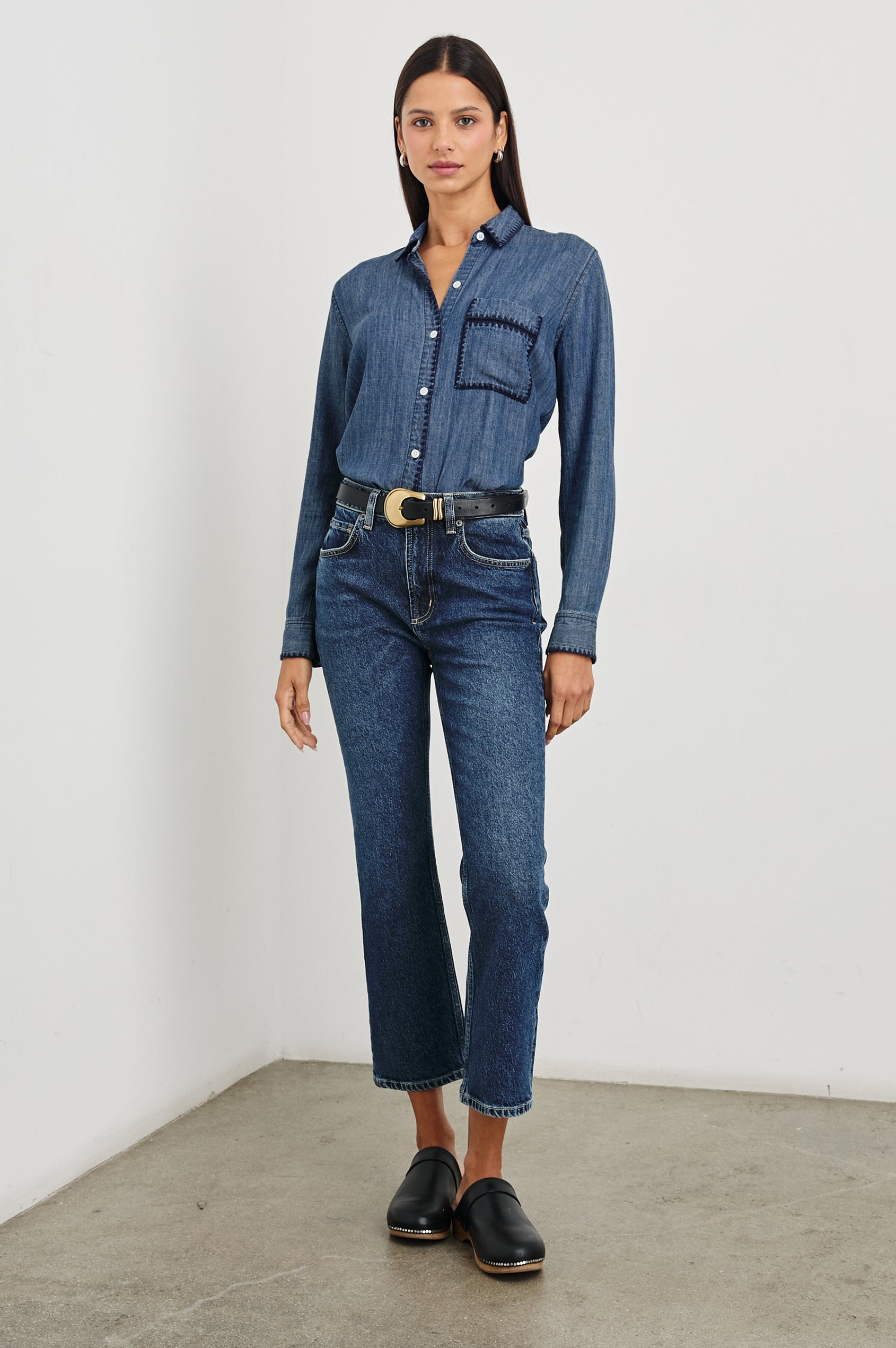 SAYA-DARK-VINTAGE-WASH-FULL FRONT BODY