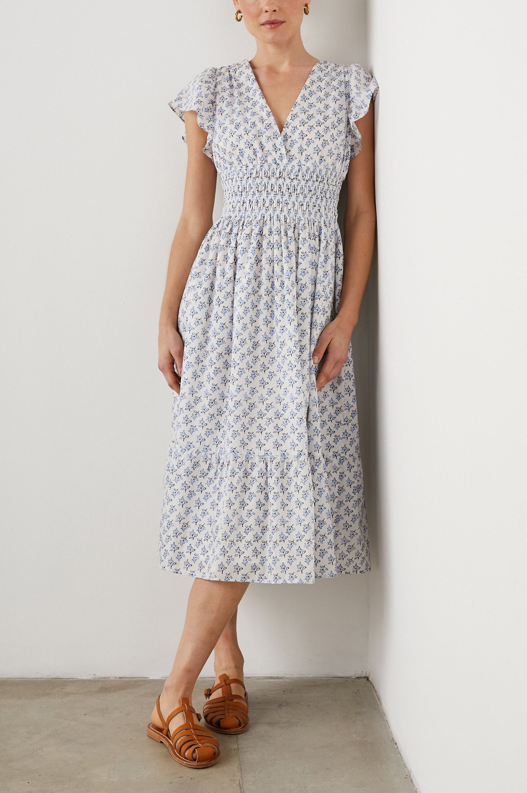 SEONA DRESS WHITE BLUE IVY - FRONT BODY