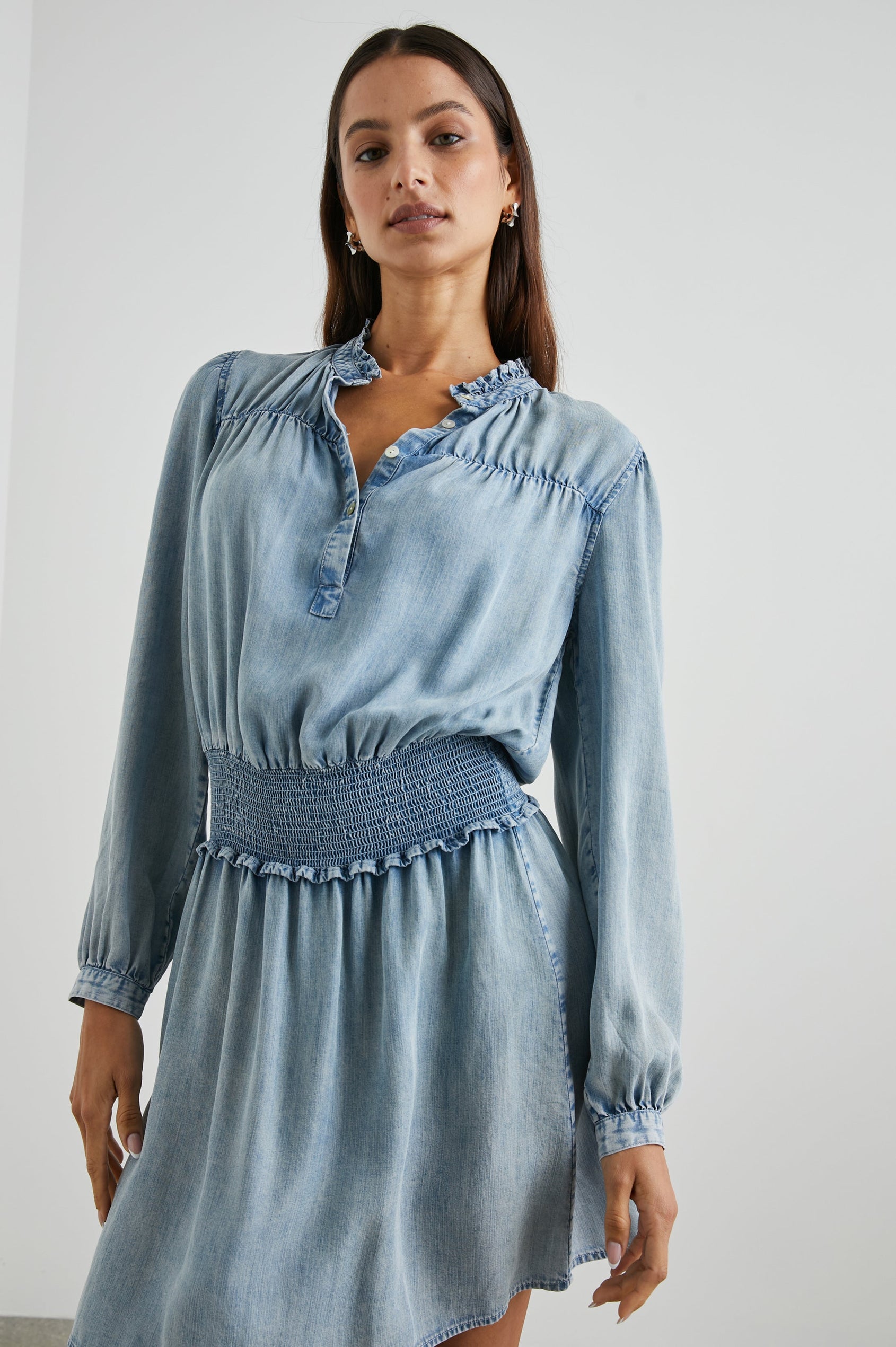 SHAWNA DRESS MED VINTAGE CLOUD WASH - FRONT ANGLE