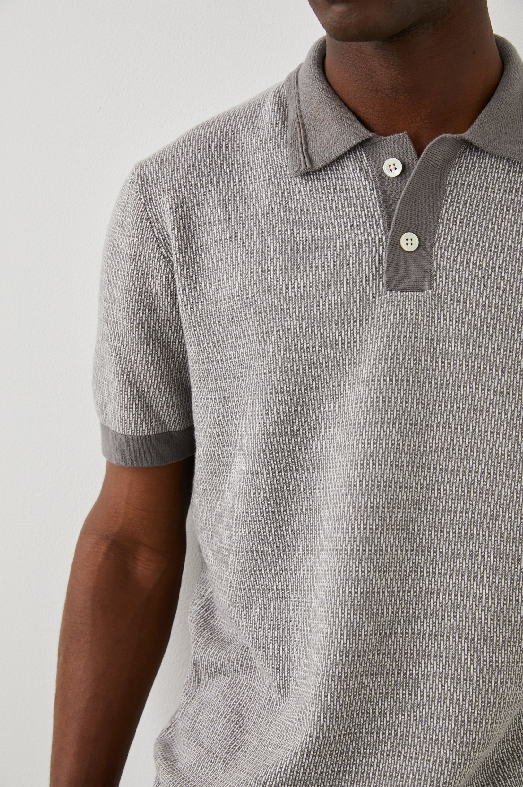 SHOREDITCH GREY BROQUADE POLO SHIRT - FRONT DETAIL