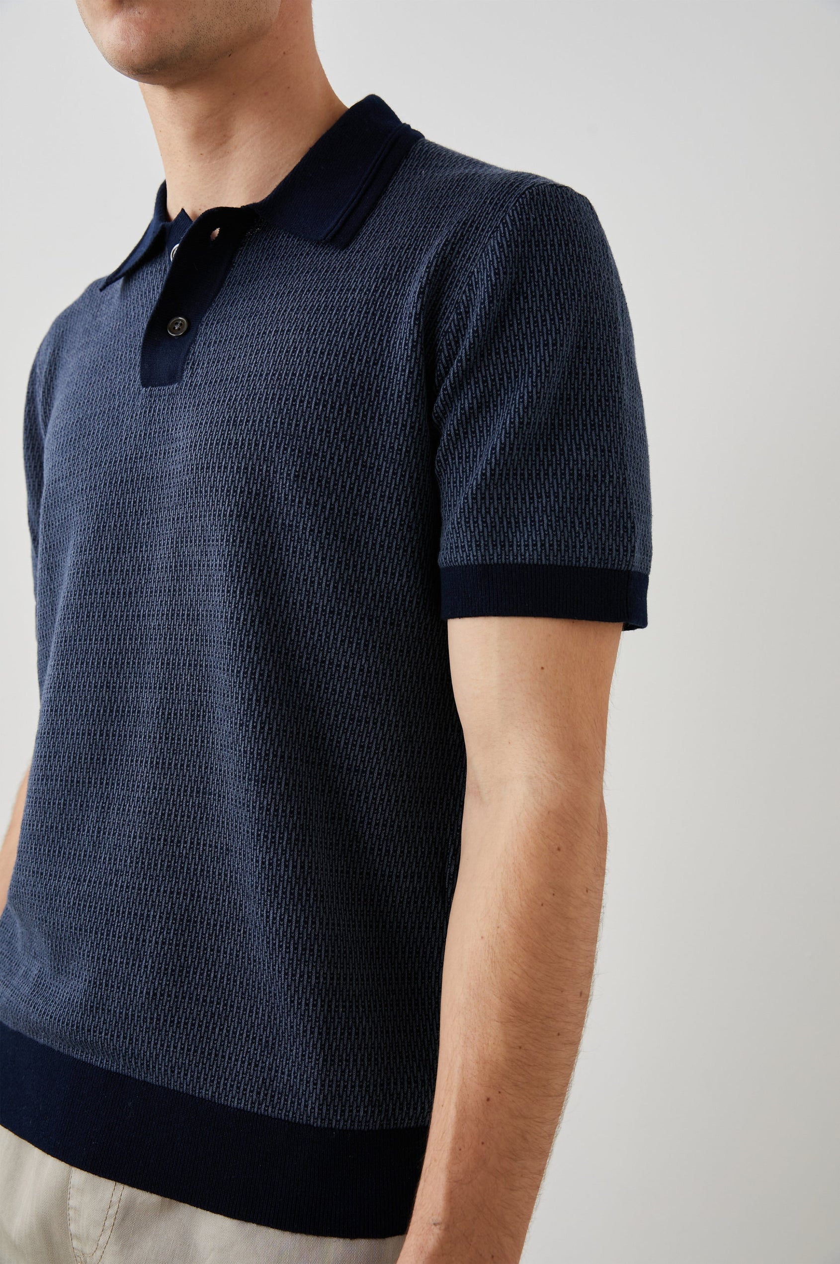 SHOREDITCH NAVY BROQUADE POLO SHIRT - DETAIL
