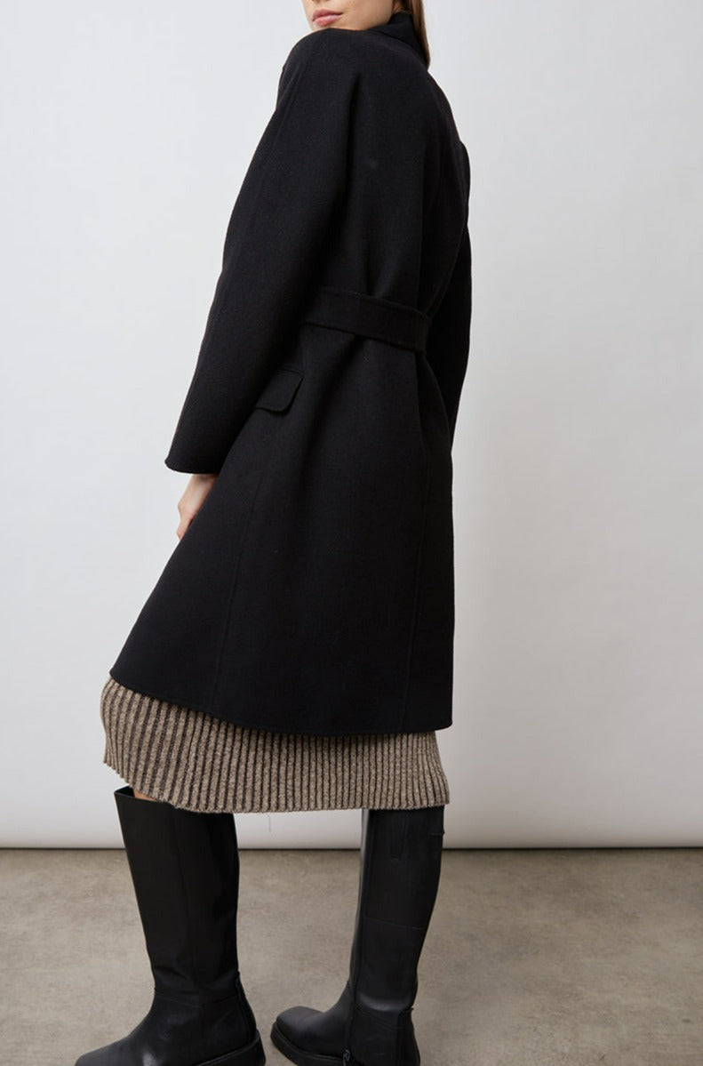 SLOAN BLACK COAT-SIDE ANGLE