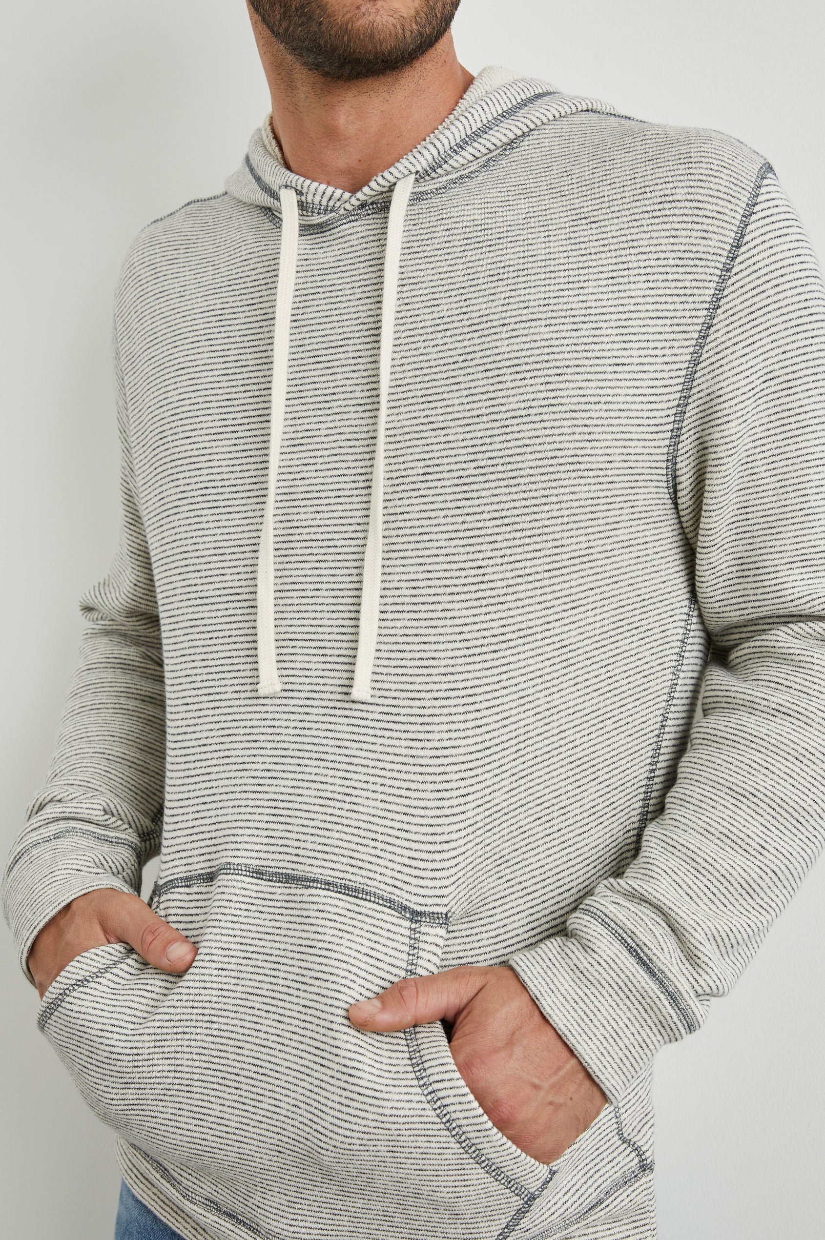 SMITH HOODIE CREAM NAVY STRIPE - DETAILS