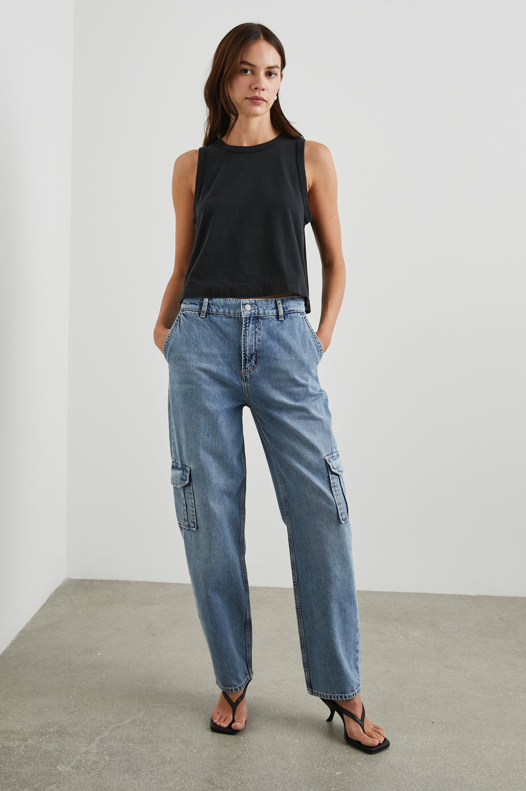 SPEEDWAY-CARGO-BREEZY-BLUE- FULL FRONT BODY