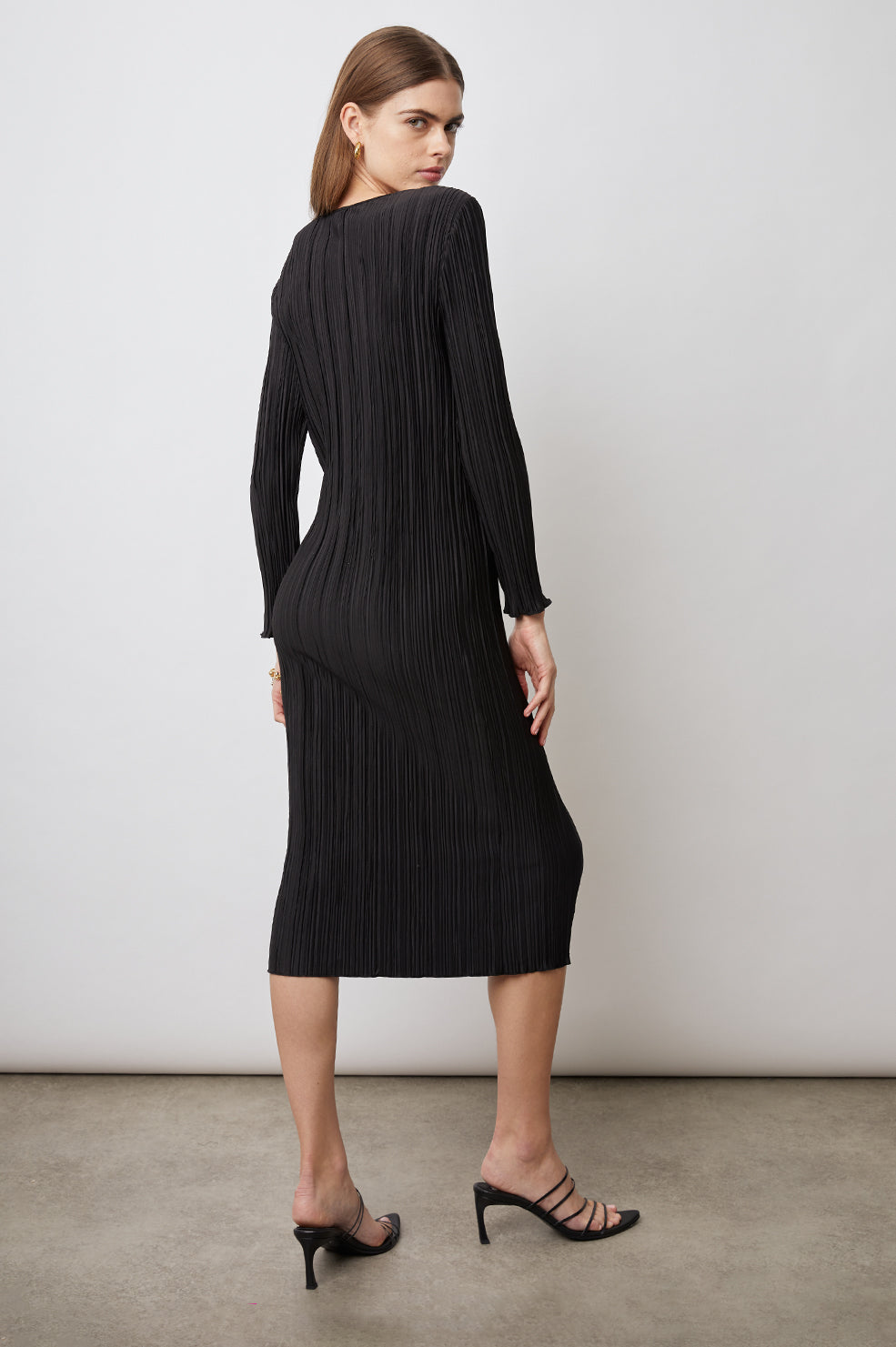 JORDY DRESS BLACK - BACK FULL BODY STANDING