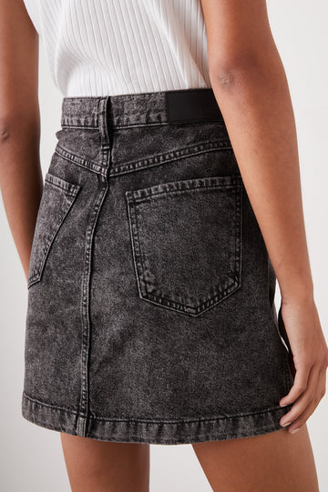 CANYON ACID BLACK SKIRT - BACK DETAIL