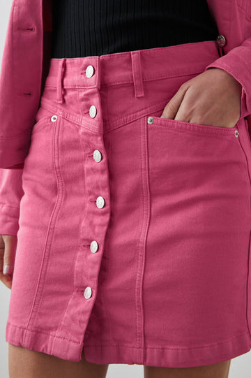 THE-CANYON-HIBISCUS-DETAIL