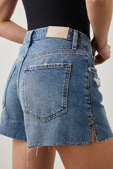 THE ZUMA VINTAGE SAPPHIRE DISTRESS -DETAIL BACK