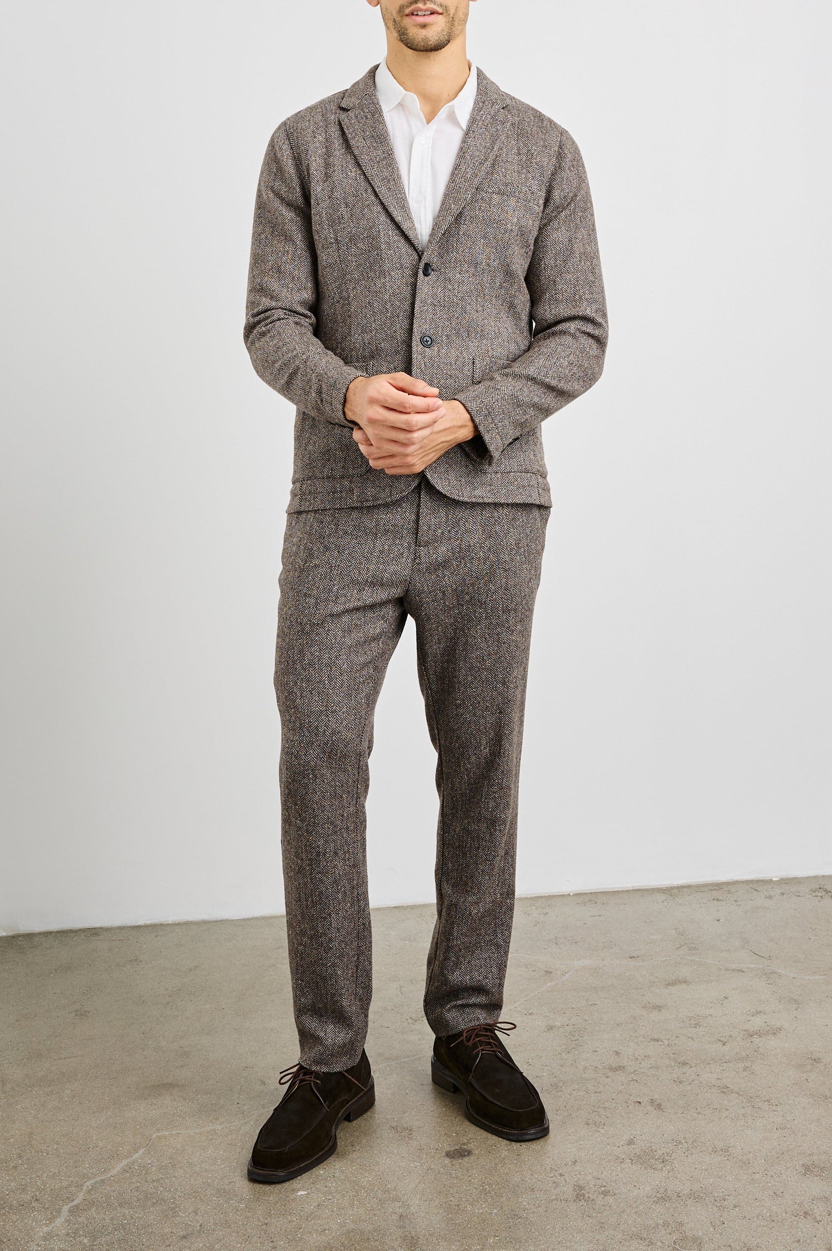 THOMAS-HIGHLAND-TWEED-FULL FRONT BODY