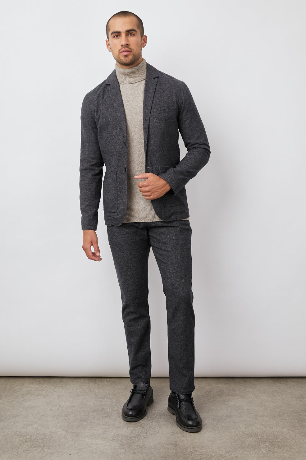 THOMAS PANT CAST IRON - FRONT FULL BODY