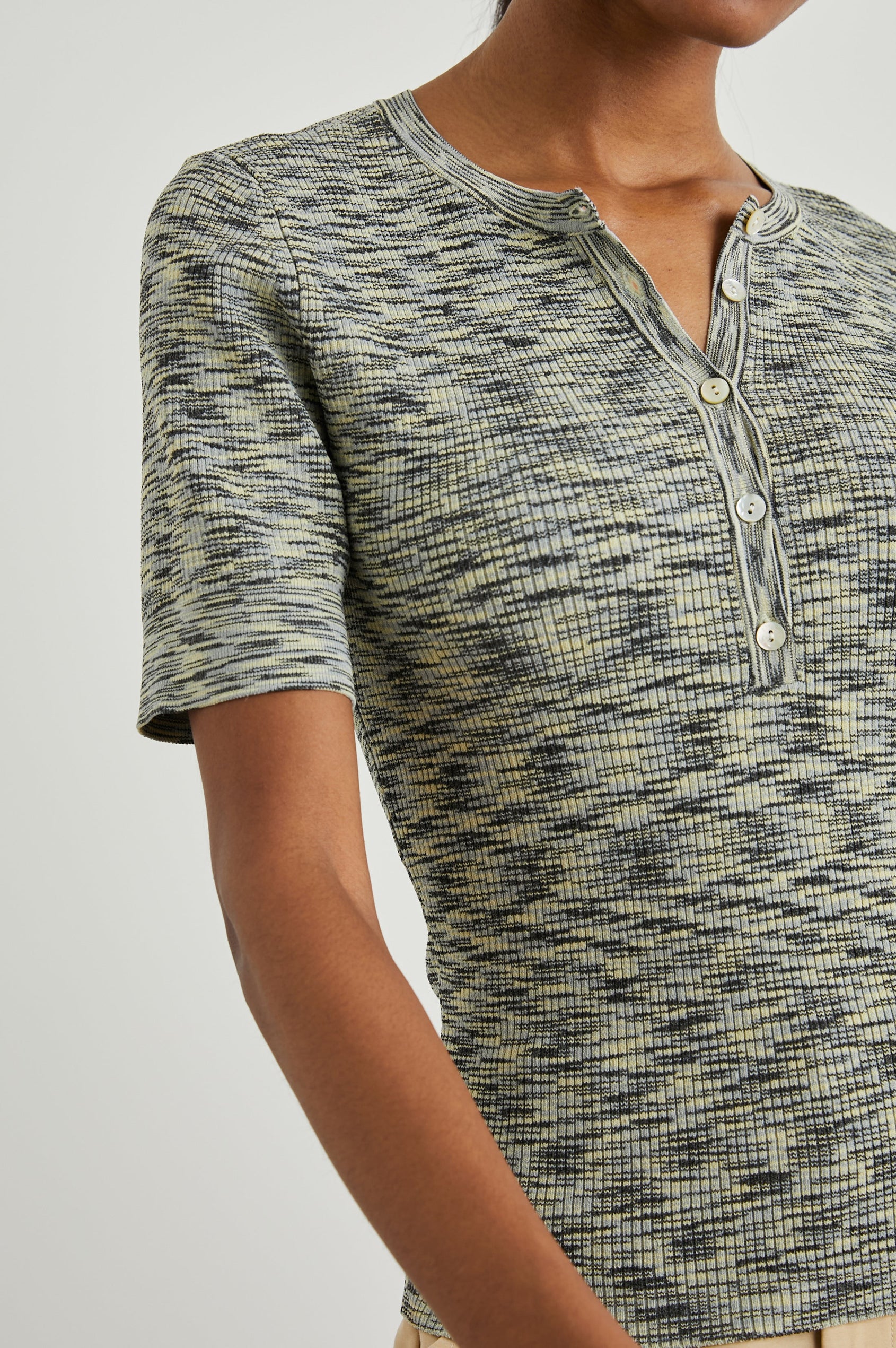 TONI TOP - MINT NAVY SPACE DYE - FRONT DETAILS