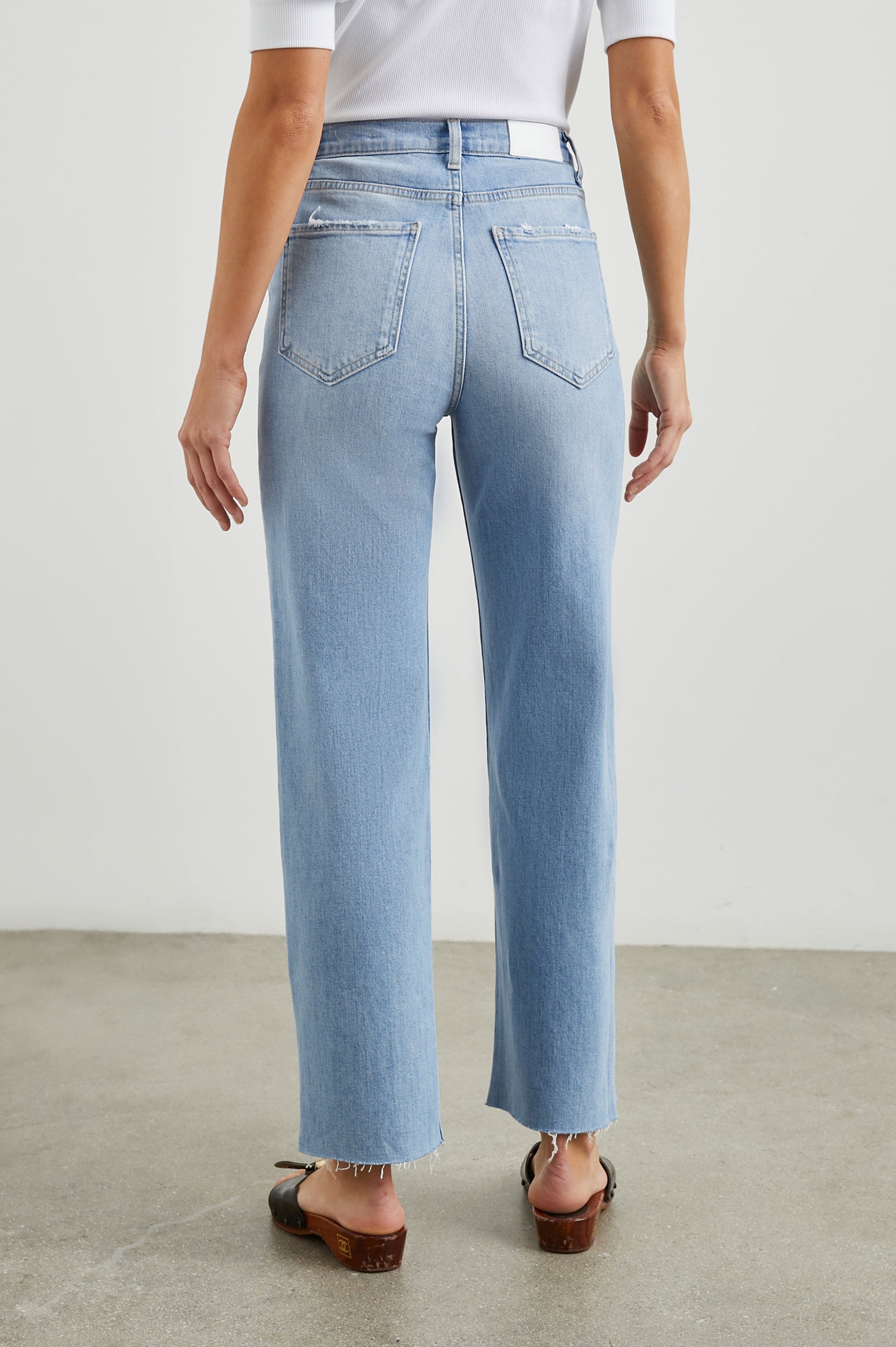 TOPANGA CROP STRAIGHT - BLUE MIST STEP HEM - BACK BODY