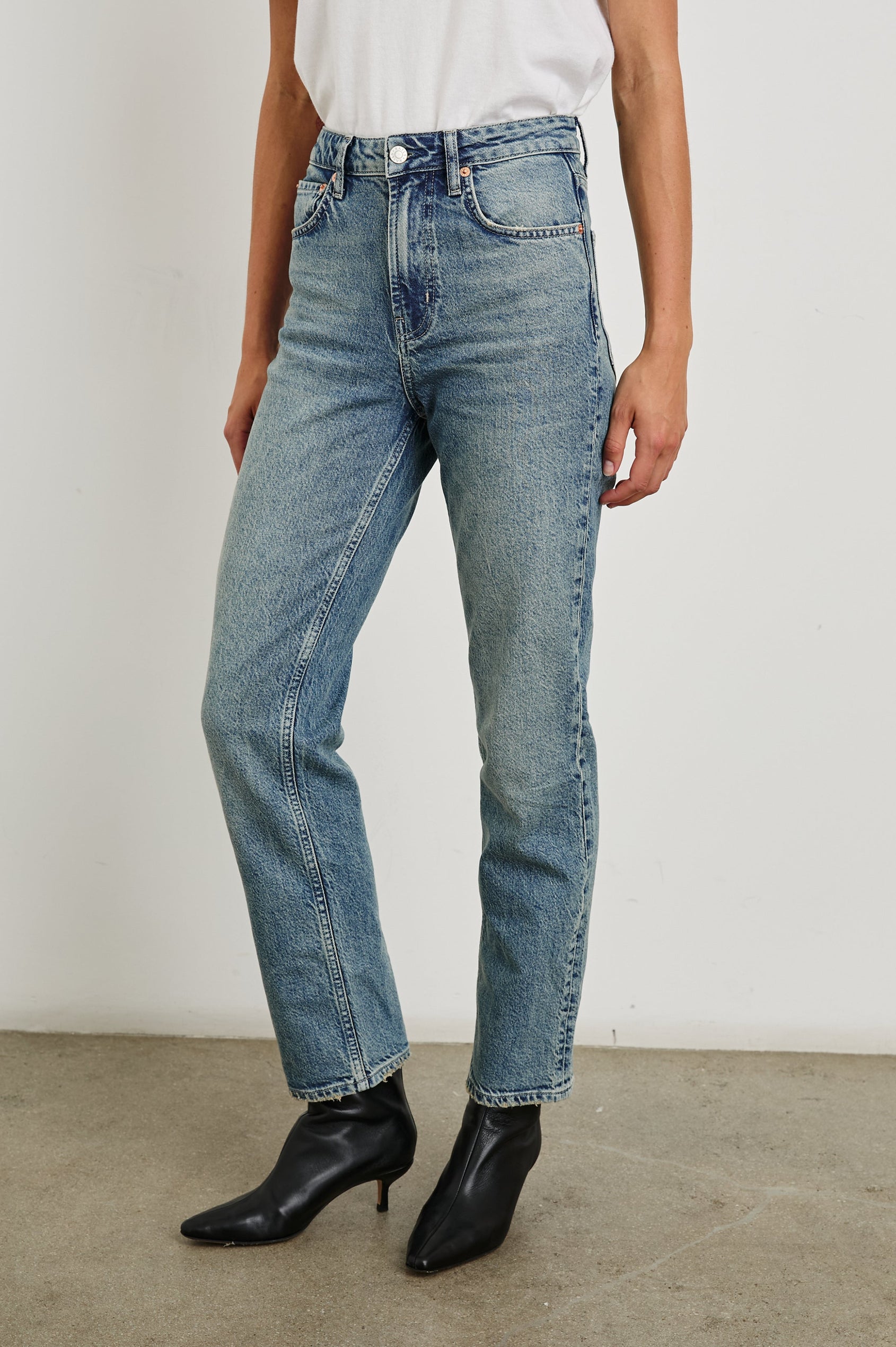 Topanga Straight Jeans with Belt Loops, Two Front Pockets plus a Coin Pocket and Two Back Patch Pockets in Desert Sky Colorway - Front View Featured on Model