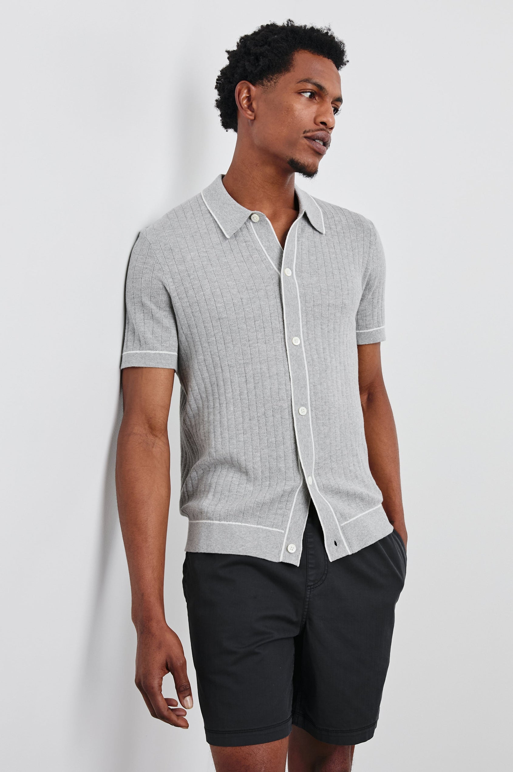 Vernon rib cotton short sleeve button down shirt with contrast trimmings in Grey Melange - front view on model