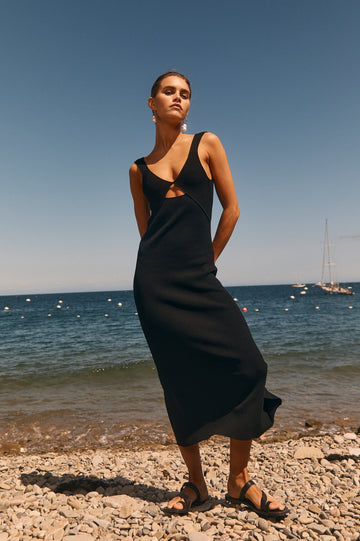 VIENNA DRESS BLACK - EDITORIAL