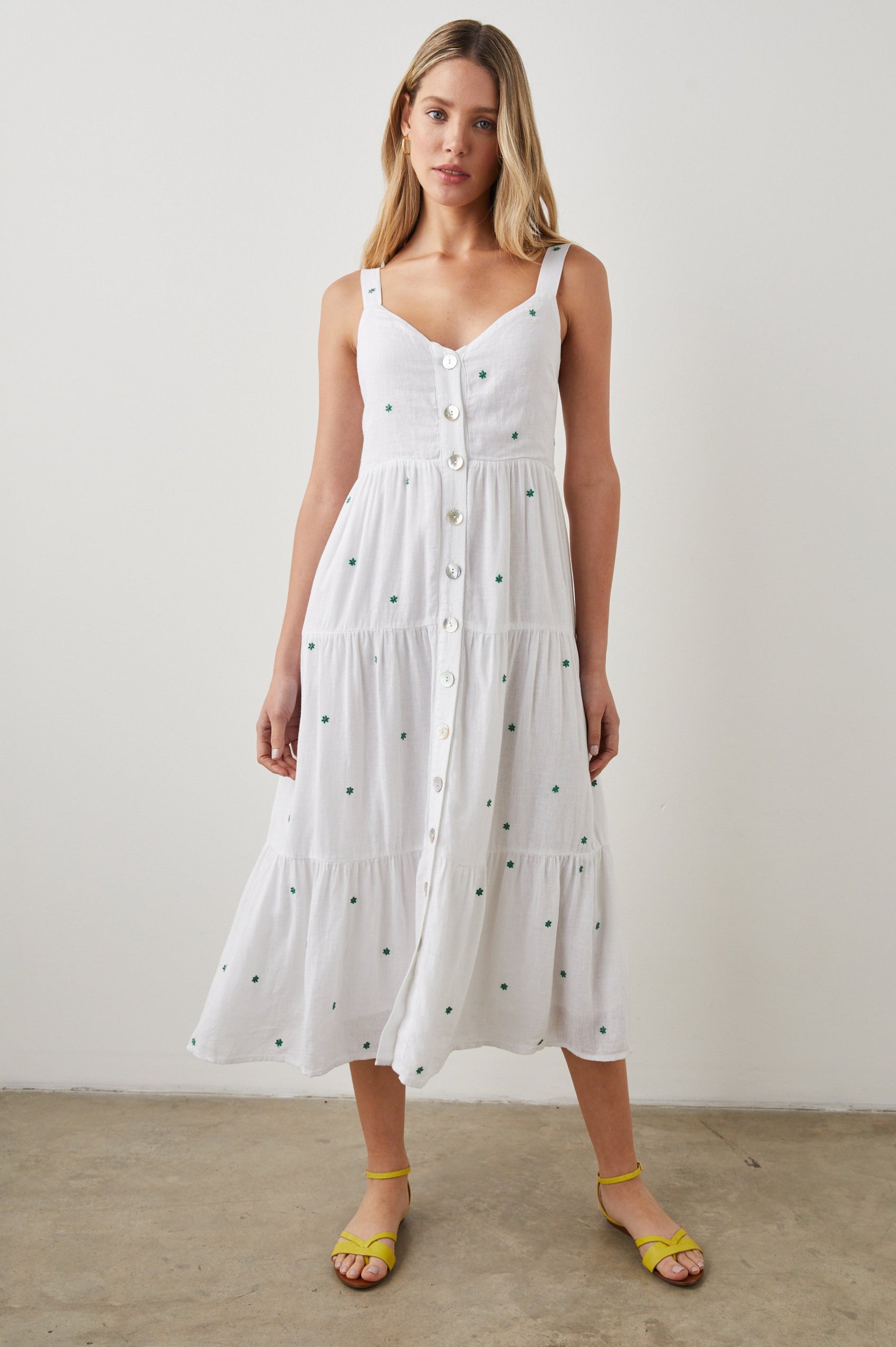 VIOLET DRESS GREEN DAISY EMBROIDERY - FRONT BODY