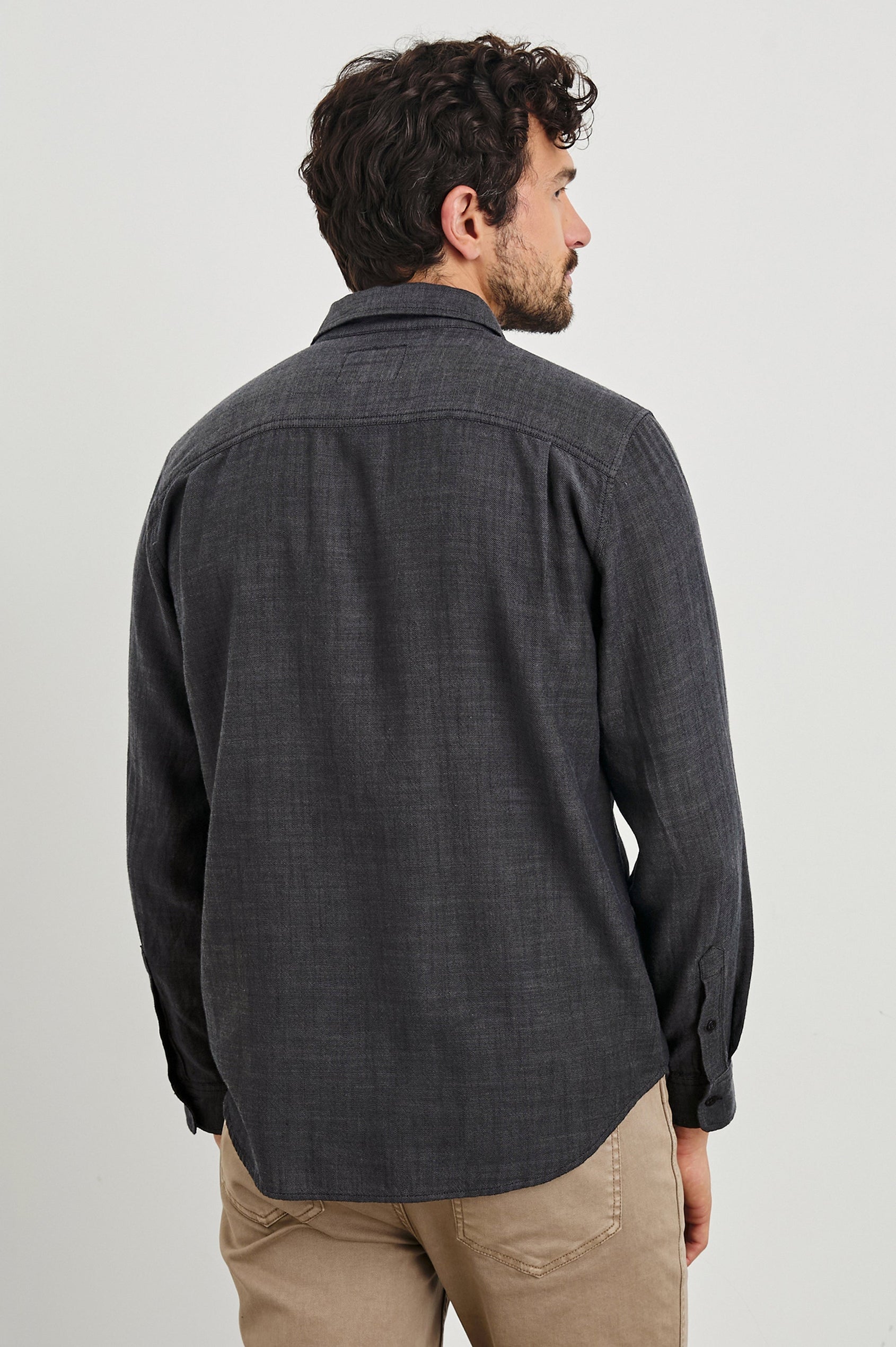 WYATT-BLACK-CHAMBRAY-FRONT