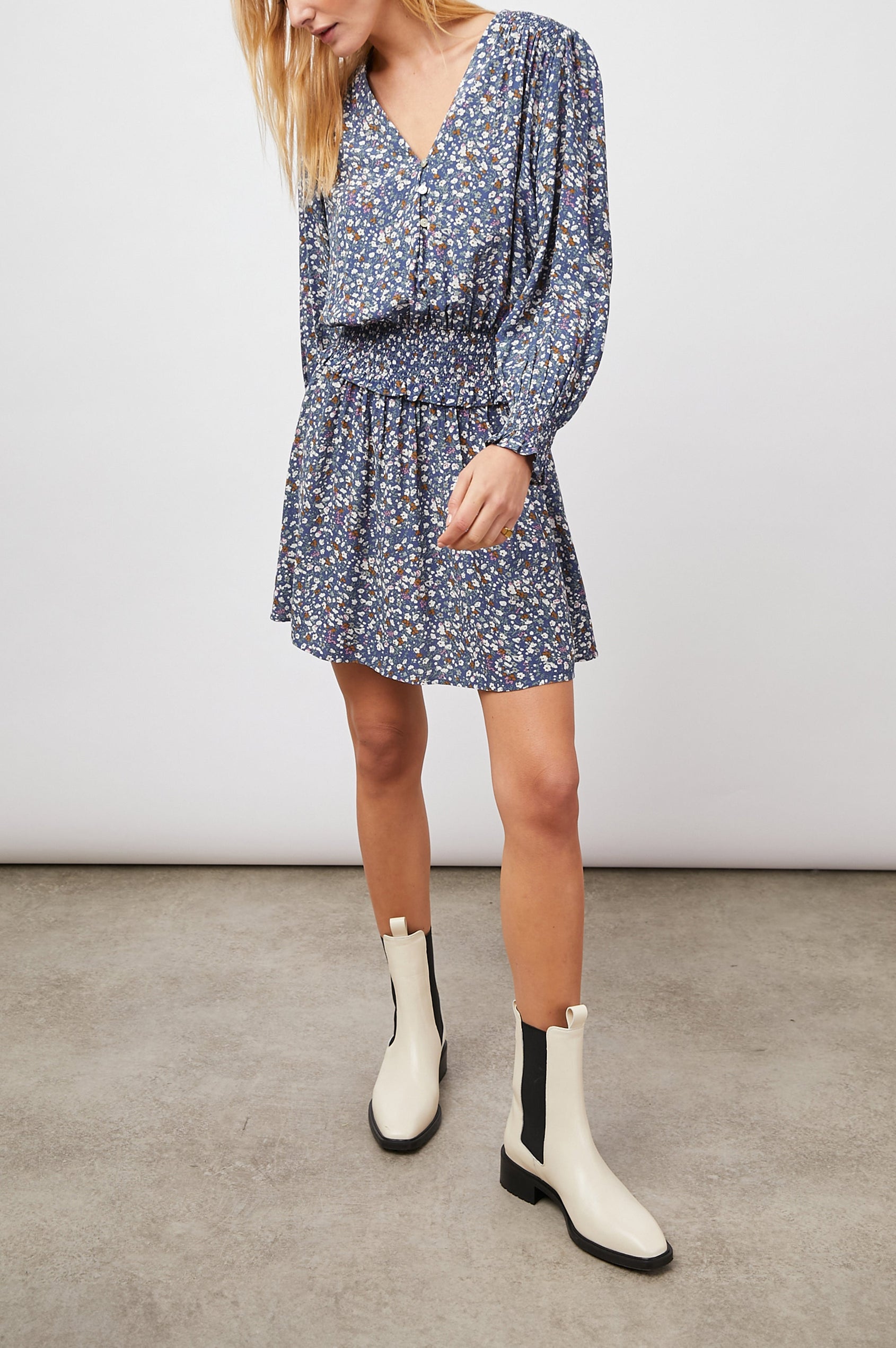 ZANA-BLUE-DITSY-FLORAL-FULL FRONT BODY