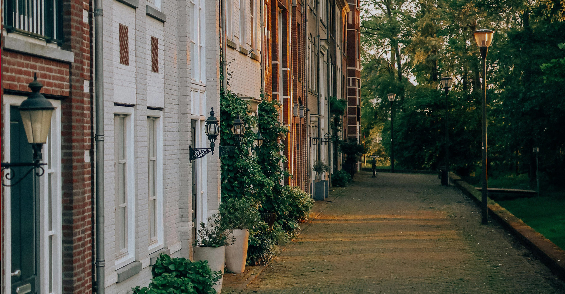 EDITORIAL IMAGE OF LONDON STREET