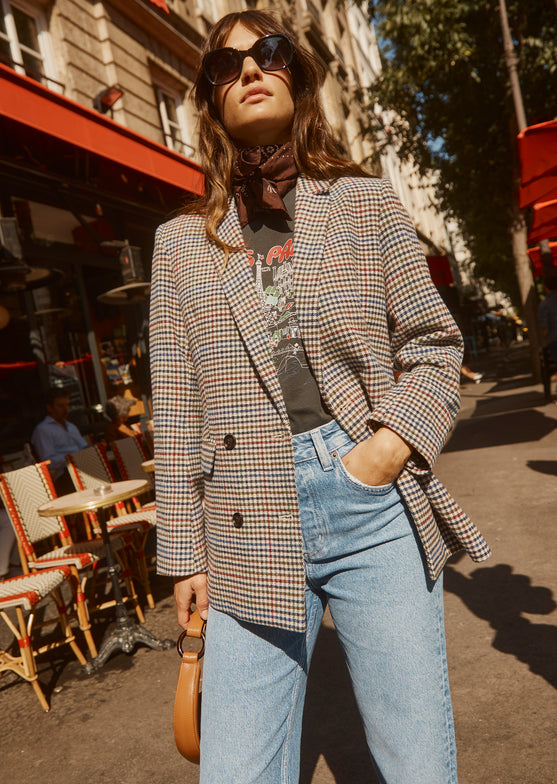 EDITORIAL IMAGE OF MODEL WEARING JAC BLAZER, BOYFRIEND TEE, AND TOPANGA STRAIGHT JEAN
