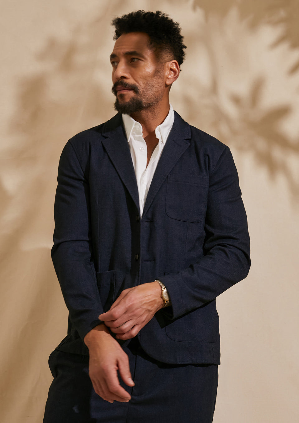 FRONT IMAGE OF MODEL WEARING IDRIS BLAZER